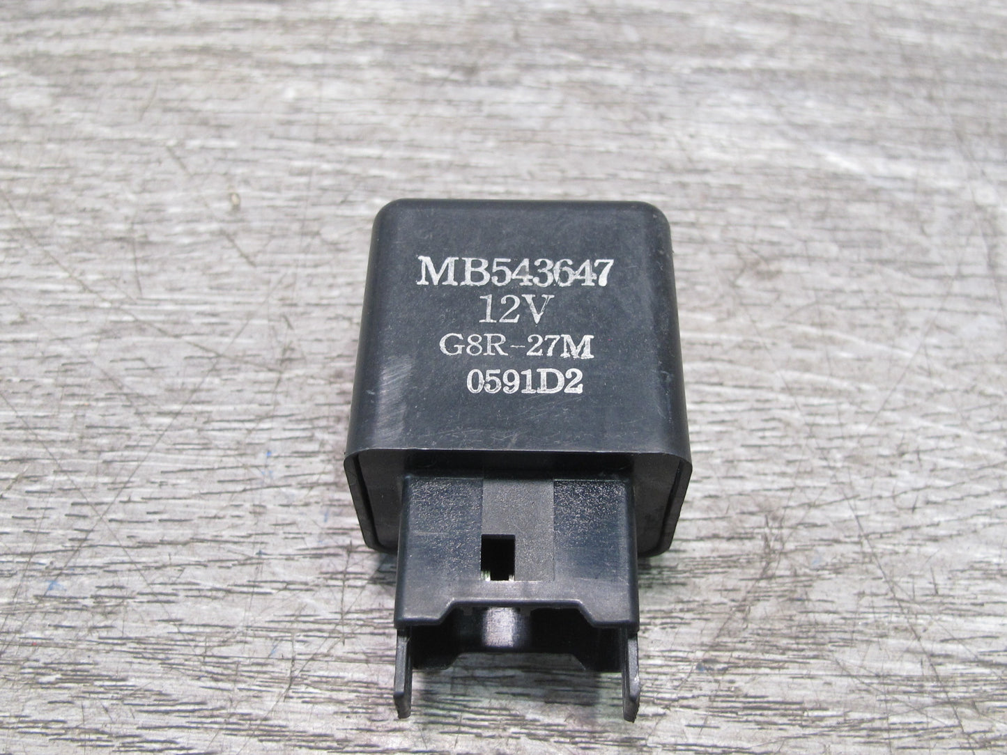 91-99 Mitsubishi 3000GT Headlight Relay Module MB543647 OEM