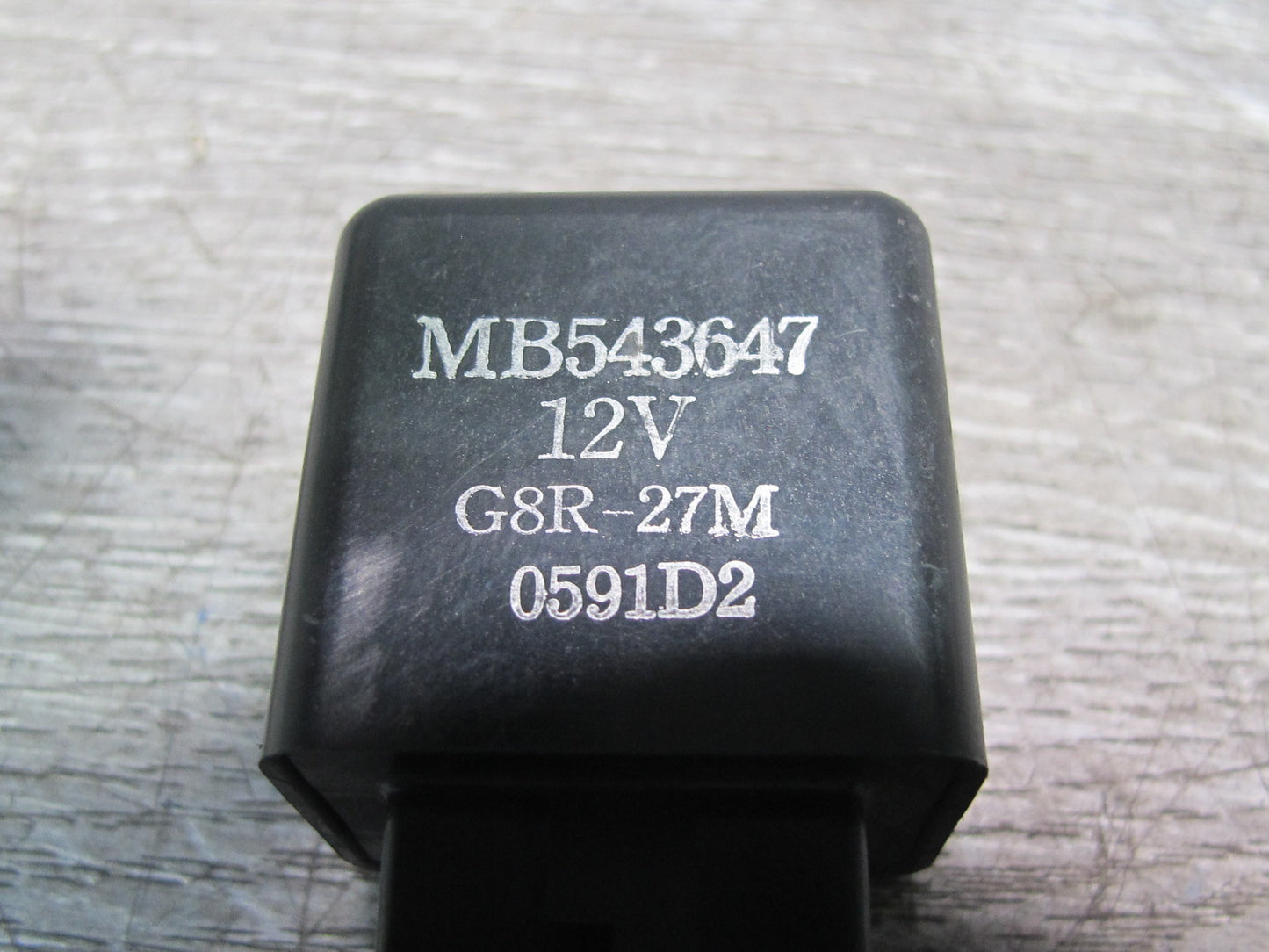 91-99 Mitsubishi 3000GT Headlight Relay Module MB543647 OEM