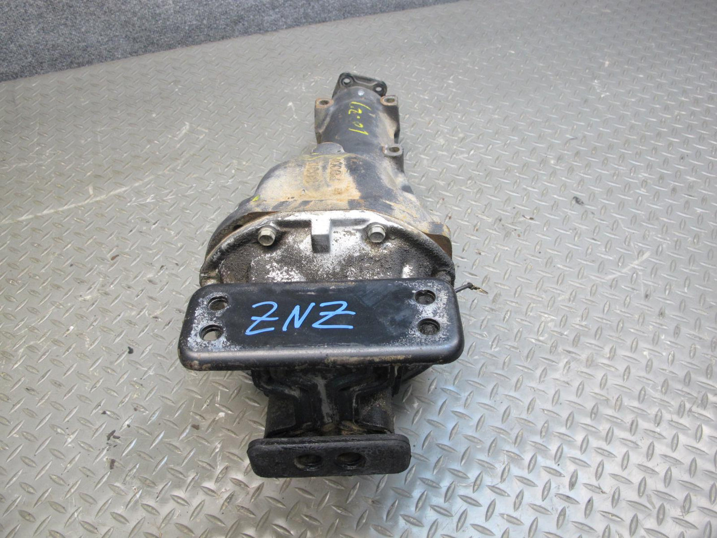 85-86 Nissan Z31 300ZX Turbo Rear Differential Carrier 3.545 Ratio OEM