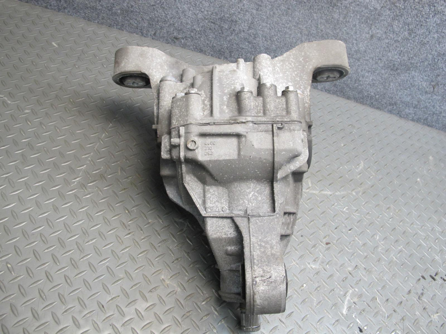 2011-2018 Porsche Cayenne 958 4.8L Turbo Rear Differential Carrier 0BN525017B