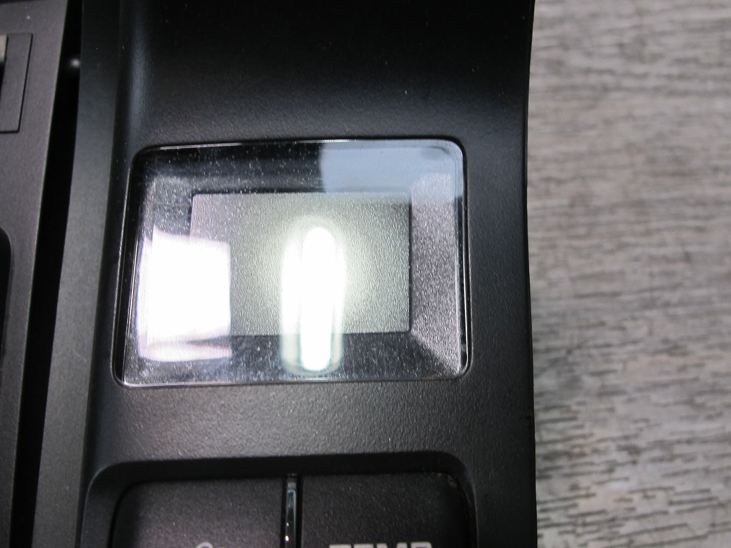 2011-2012 Porsche Cayenne 958 Center Console A/C Heater Climate Control Switch