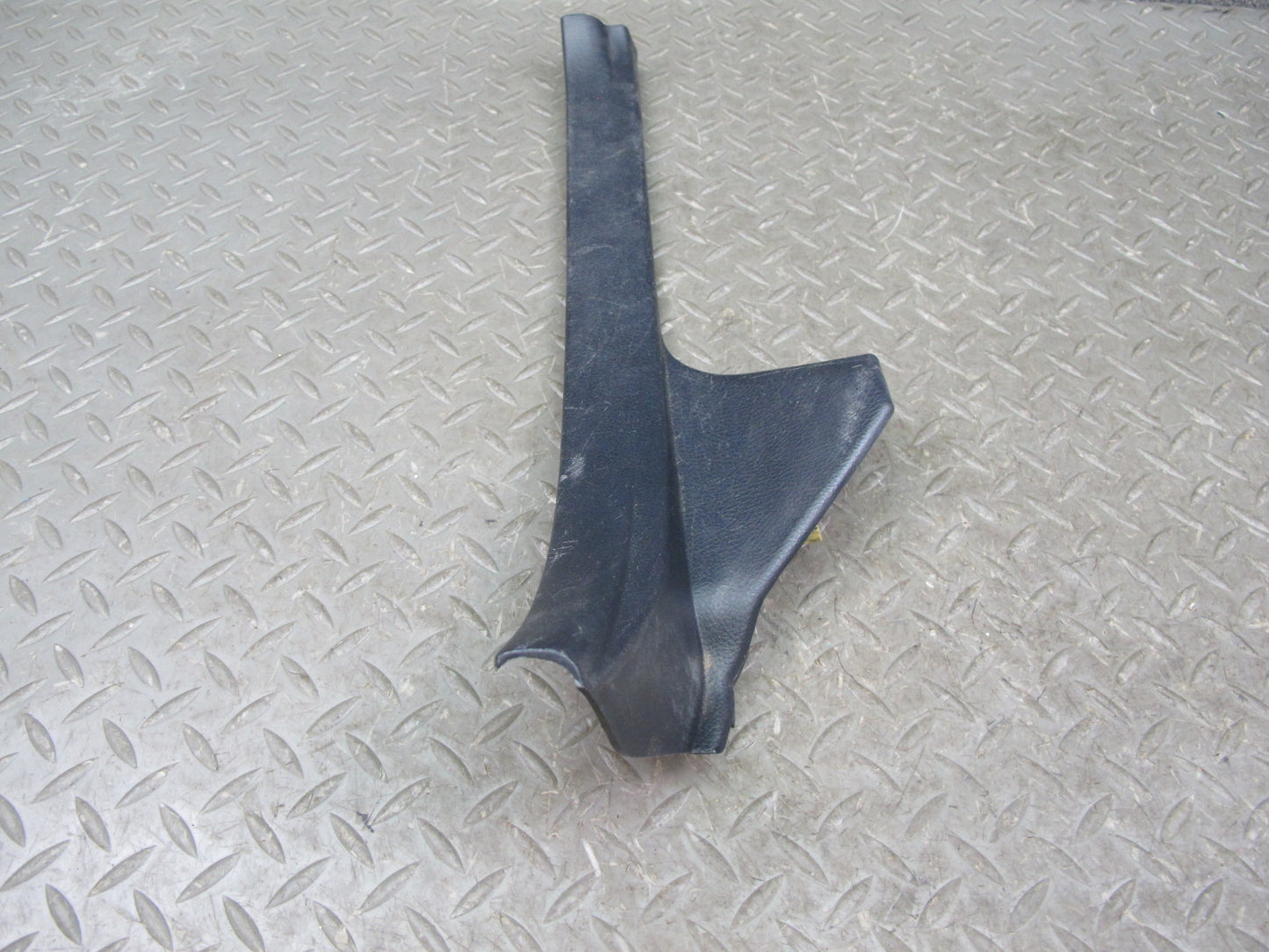 01-05 Lexus JCE10L IS300 Set of 2 Rear Right Left Door Scuff Sill Plate Trim OEM
