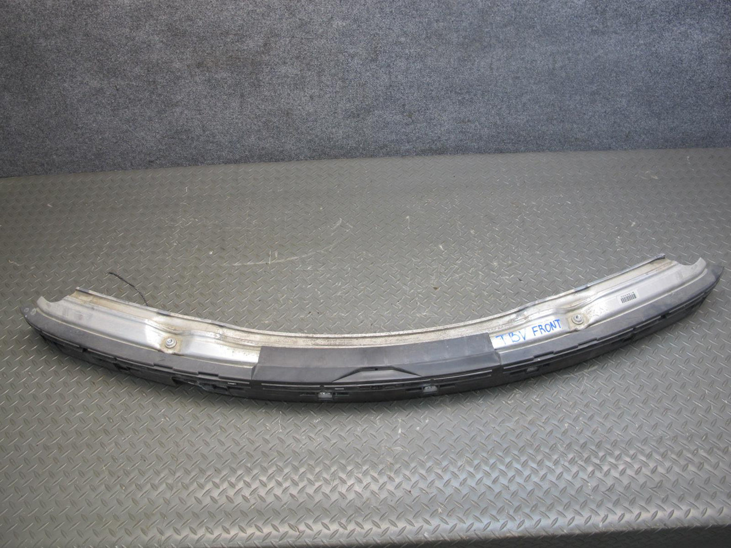 01-06 BMW E46 3-SERIES Front Bumper Impact Reinforcement Bar w Horns 8195300 OEM