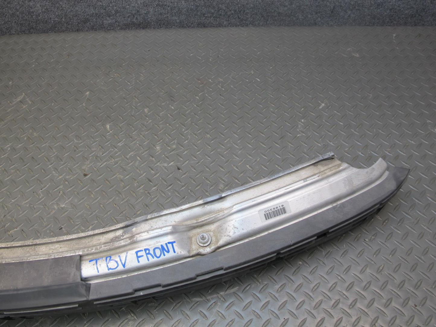 01-06 BMW E46 3-SERIES Front Bumper Impact Reinforcement Bar w Horns 8195300 OEM
