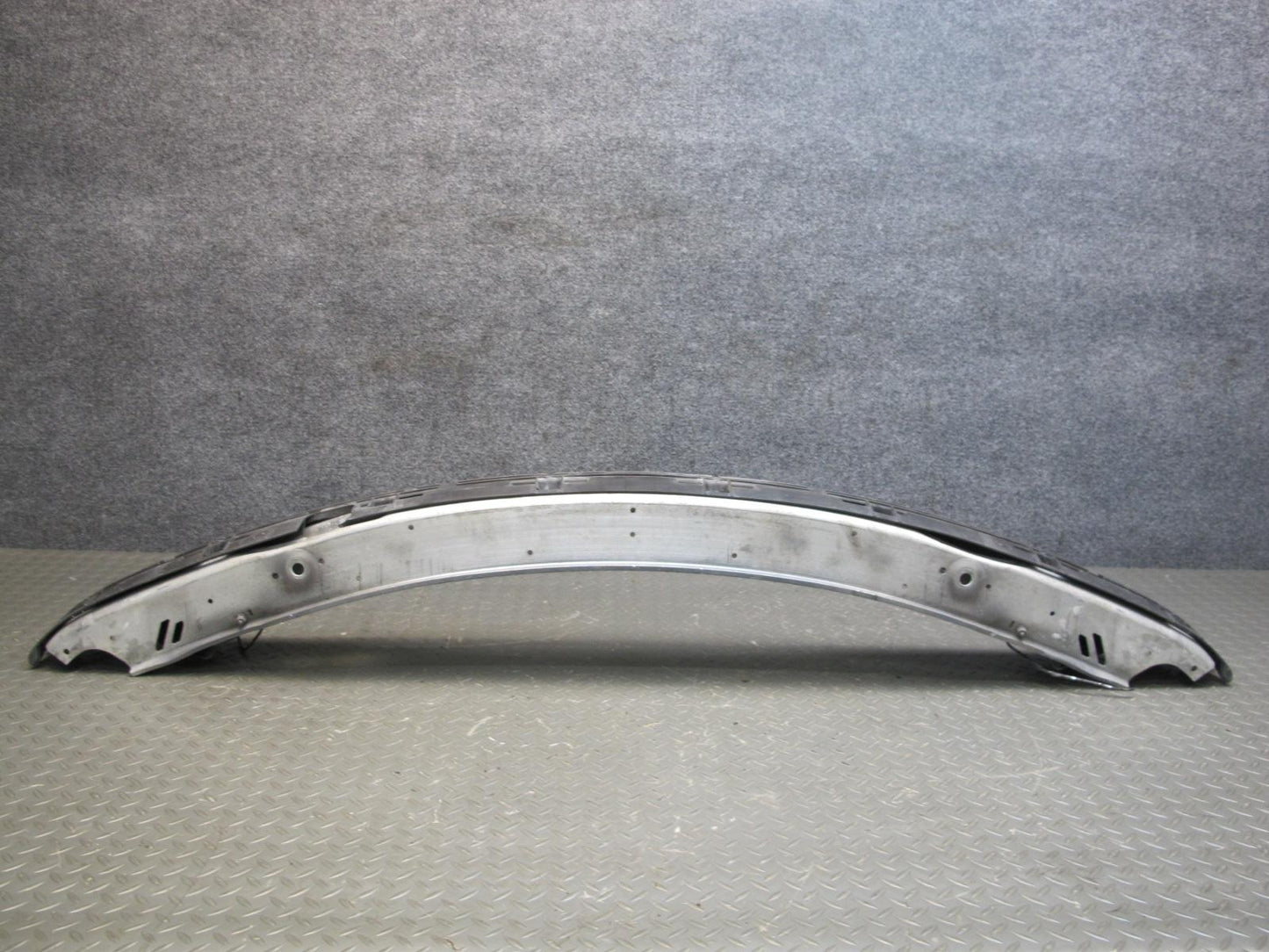 01-06 BMW E46 3-SERIES Front Bumper Impact Reinforcement Bar w Horns 8195300 OEM