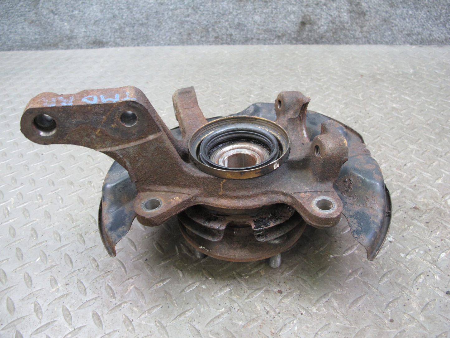 85-86 Toyota MR2 AW15 Rear Right Spindle Knuckle Wheel Hub Bearing OEM