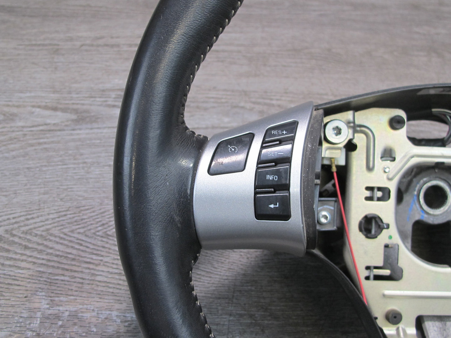 07-09 Saturn SKY Leather Steering w Controls OEM