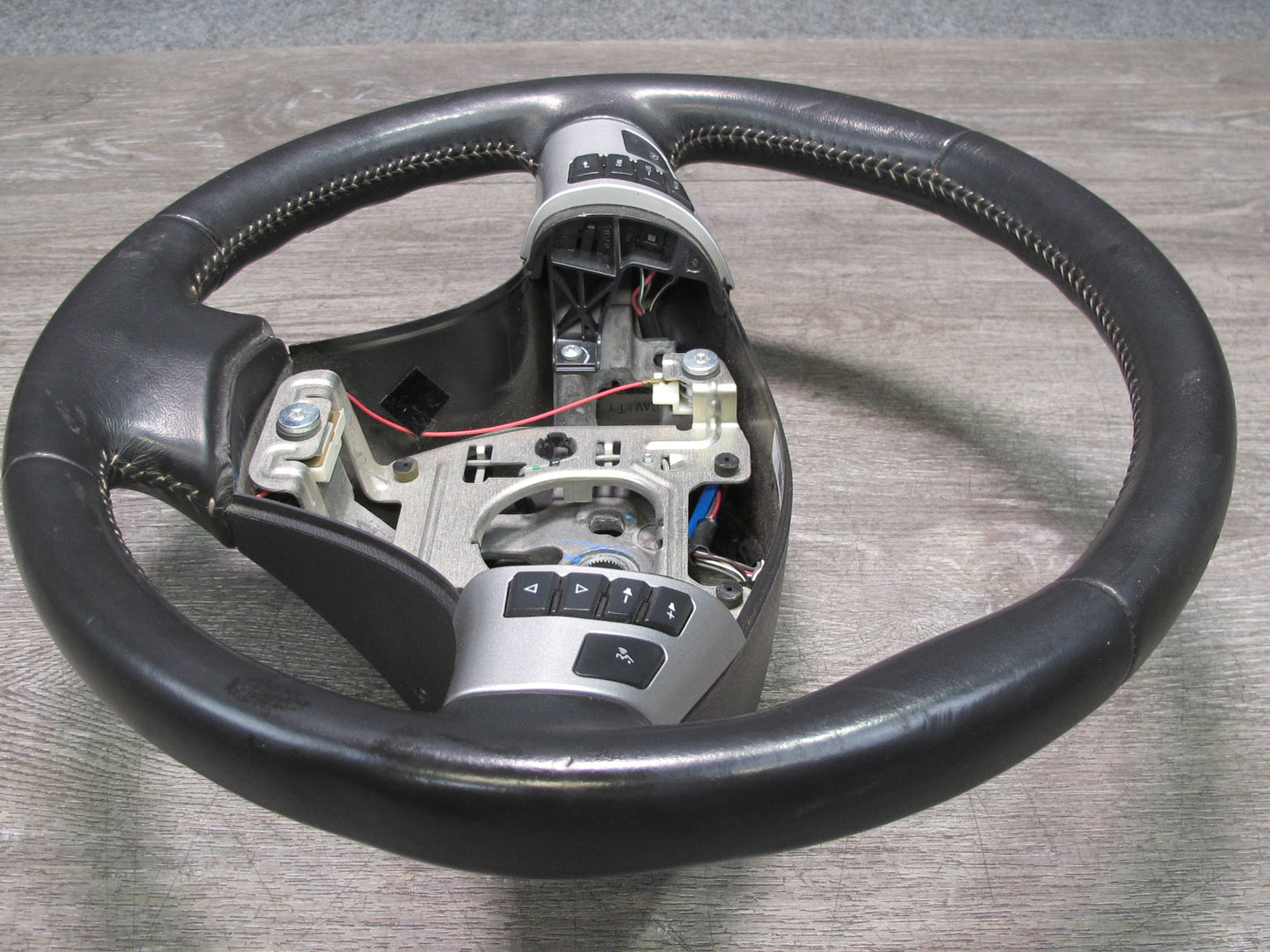 07-09 Saturn SKY Leather Steering w Controls OEM