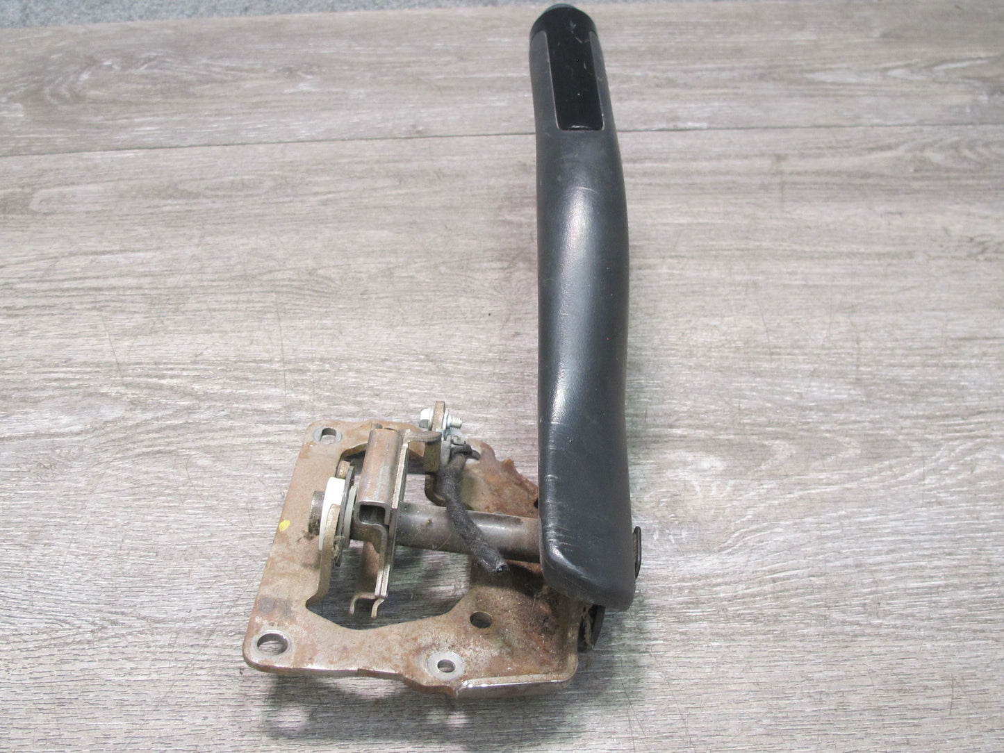 07-10 Saturn SKY Emergency Parking Brake Handbrake Lever Handle OEM