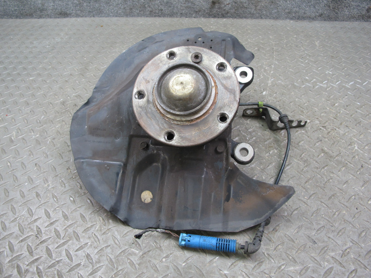 01-06 BMW E46 330i 330Ci RWD Front Left Spindle Knuckle Wheel Hub Bearing OEM