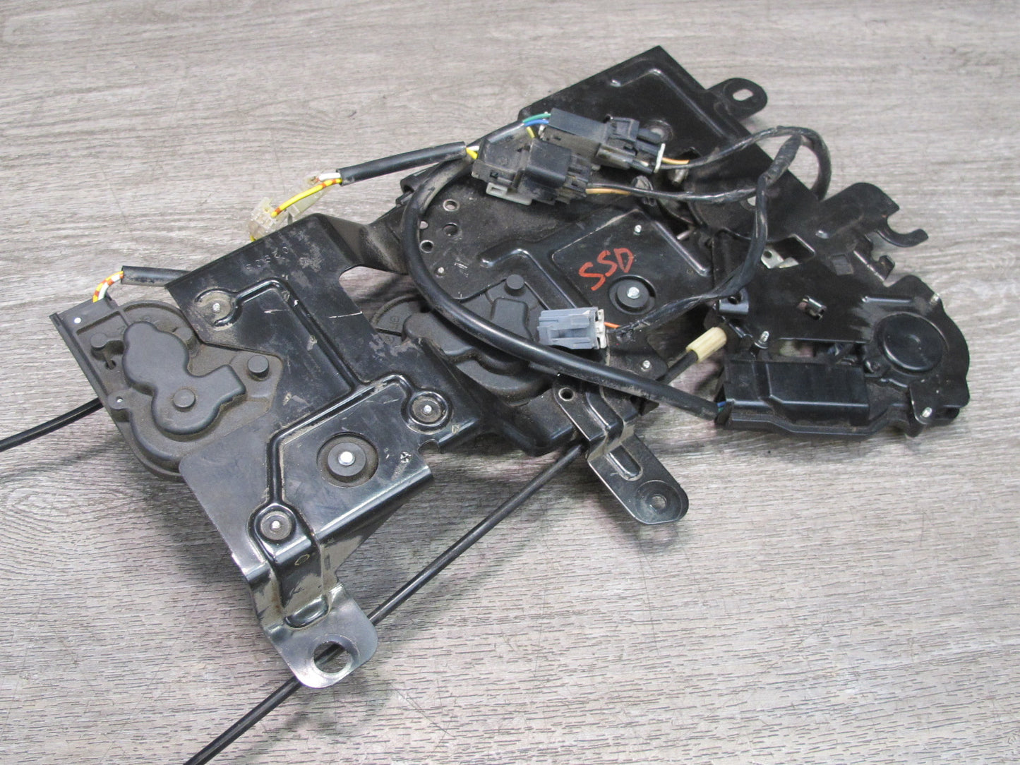 07-10 Saturn SKY Convertible TOP Roof Lock Latch Mechanism w Motor OEM