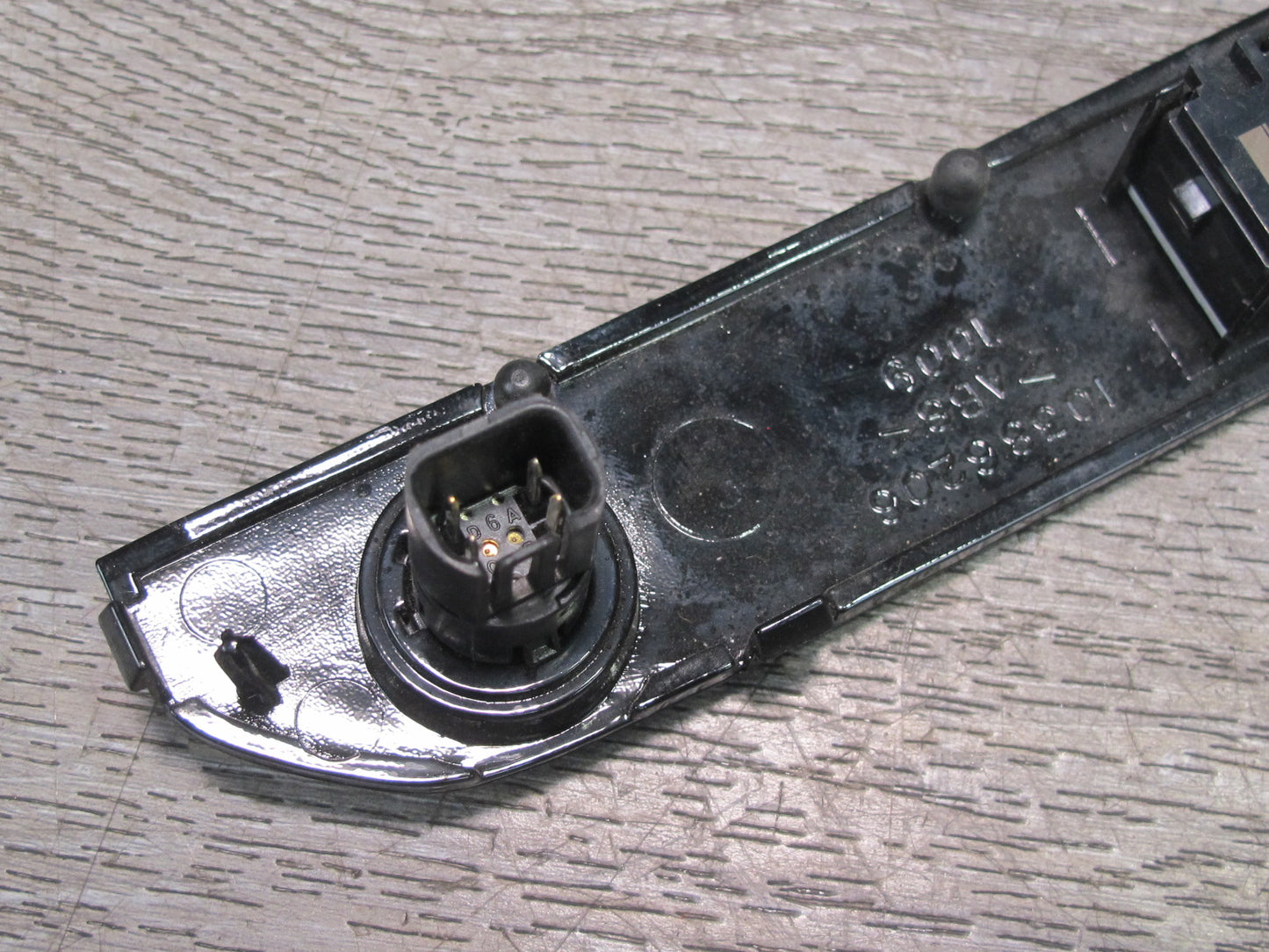 07-10 Saturn SKY Traction Control Button Passenger Indicator Switch Panel OEM