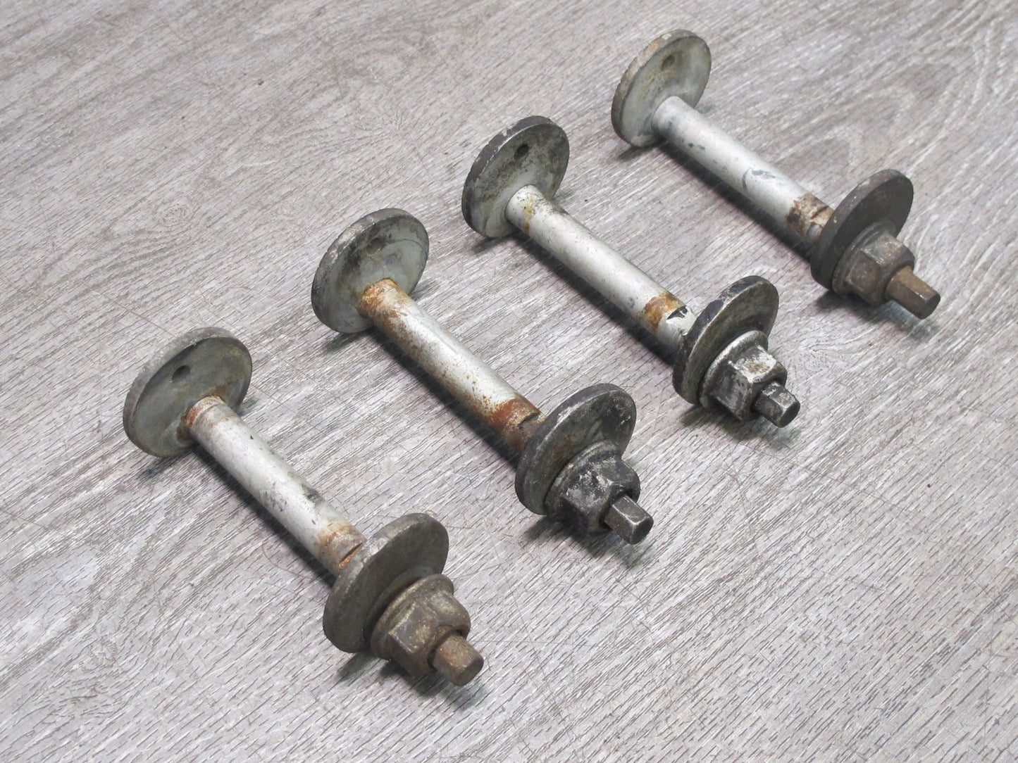 07-10 Saturn SKY Pontiac Solstice Set of 4 Front Suspension Adjust Camber Bolt