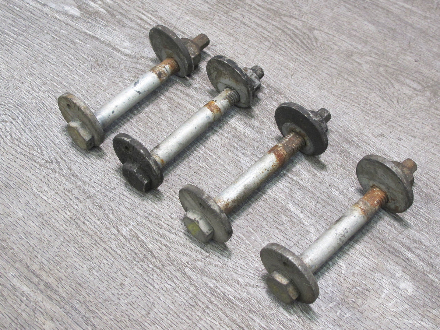 07-10 Saturn SKY Pontiac Solstice Set of 4 Front Suspension Adjust Camber Bolt