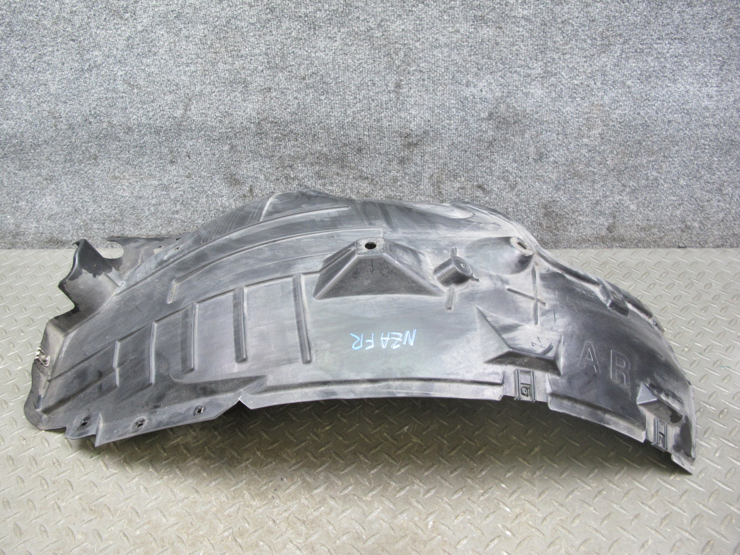 09-20 Nissan Z34 370Z Front Left & Right Fender Liner Rearward Splash Shield OEM