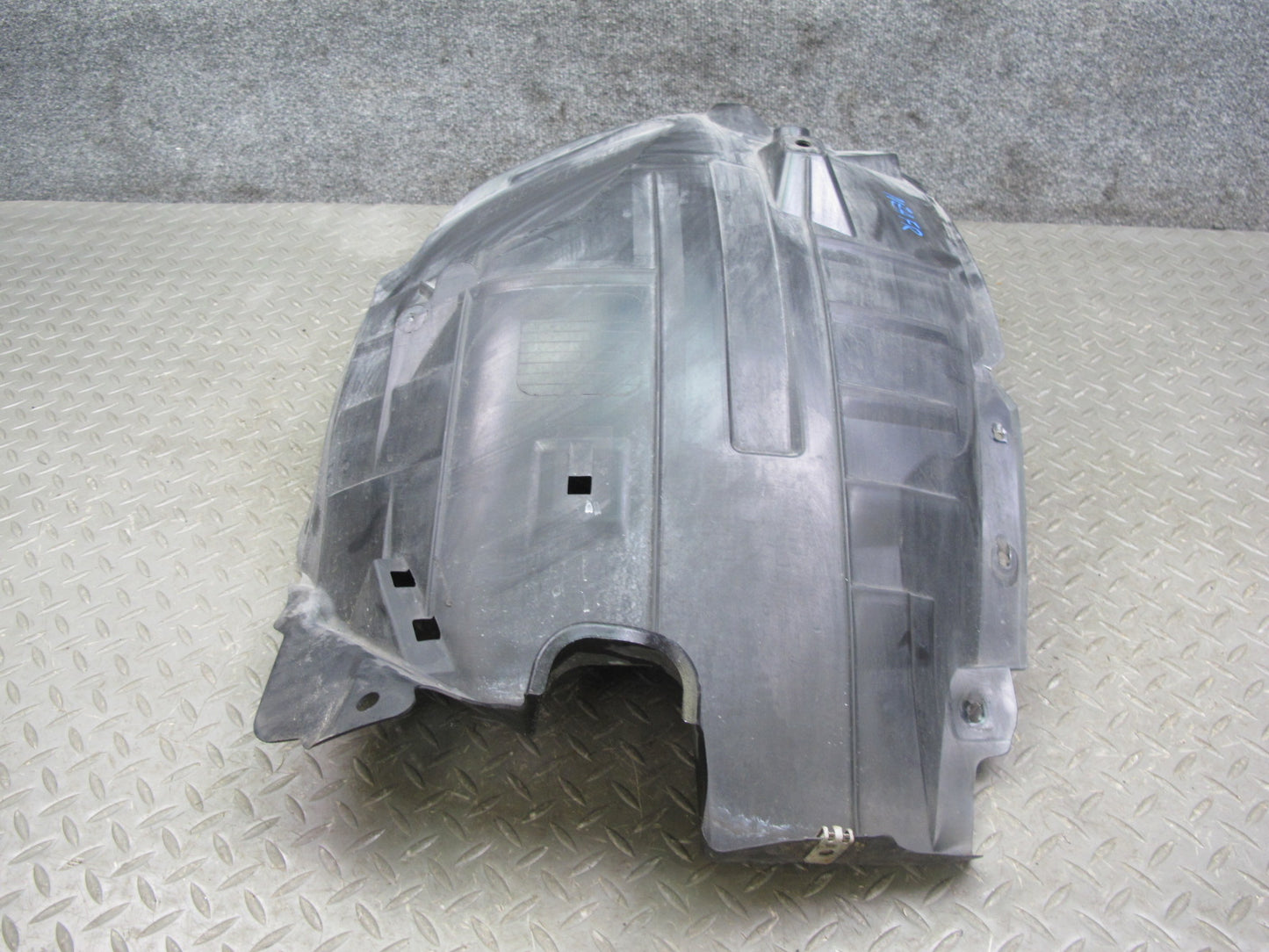 09-20 Nissan Z34 370Z Front Left & Right Fender Liner Rearward Splash Shield OEM