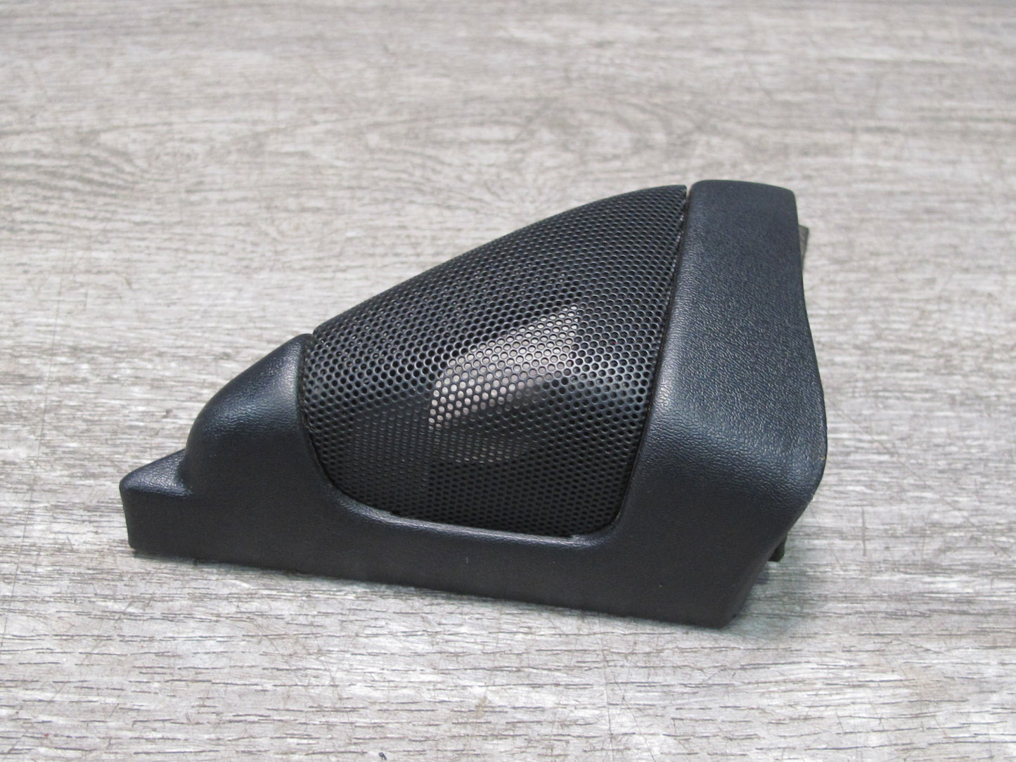 01-05 Lexus JCE10L IS300 Set of 2 Door Tweeter Speaker Trim Cover OEM