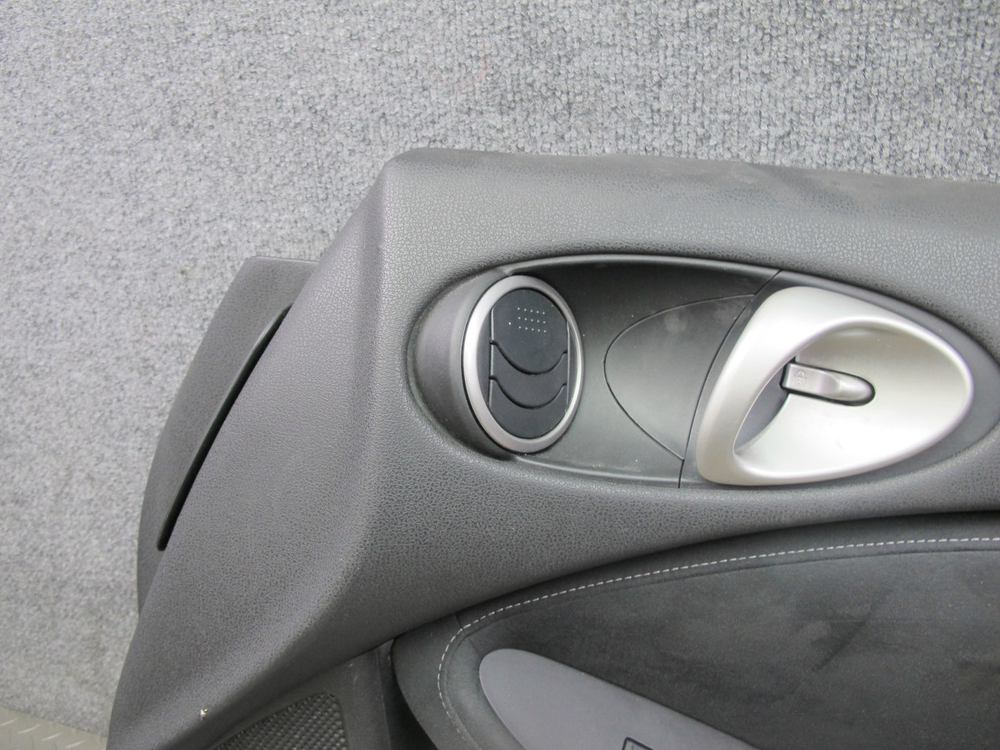10-19 Nissan Z34 370Z Convertible Right Door Interior Trim Cover Panel OEM