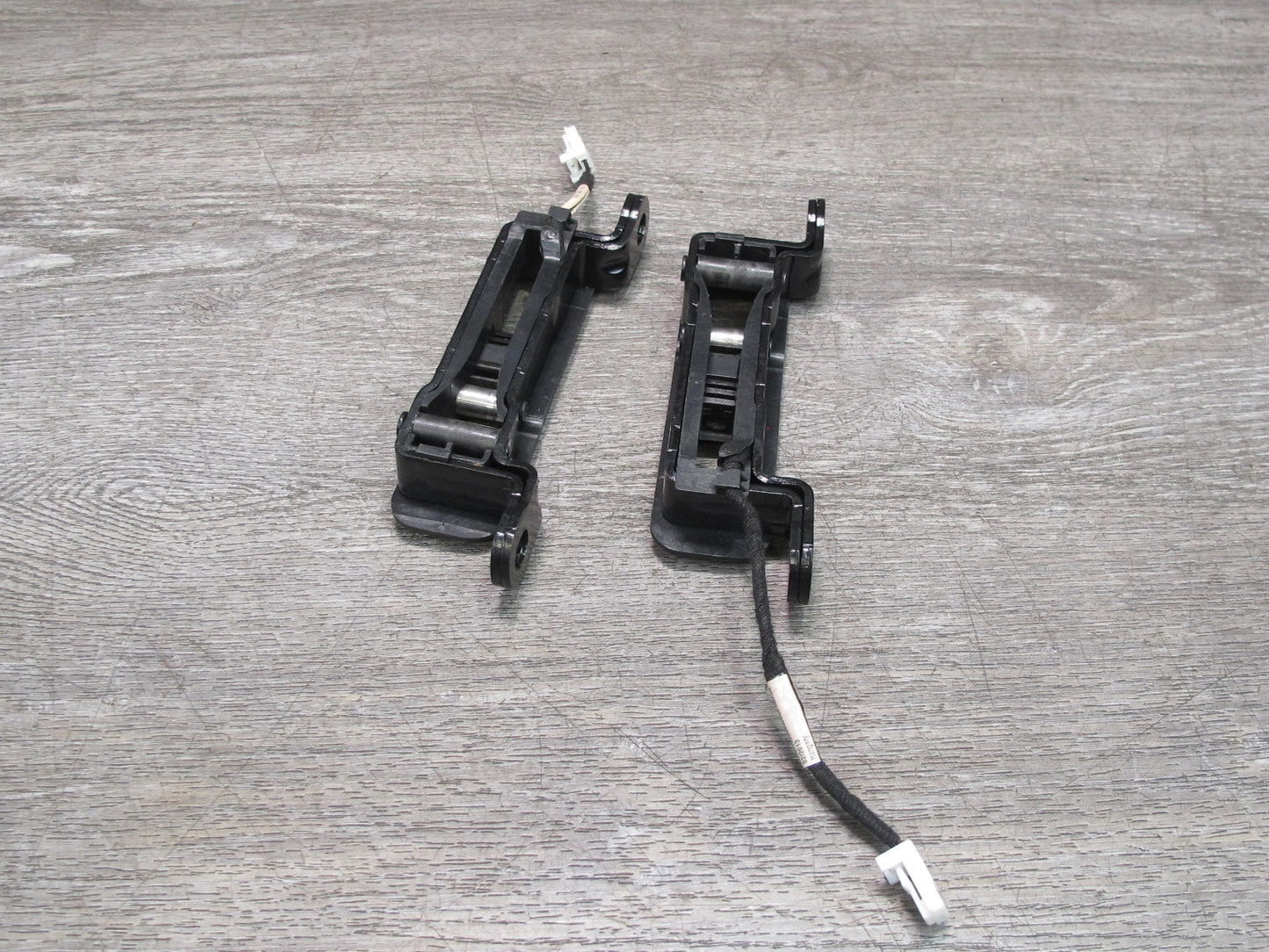 10-19 Nissan Z34 370Z Convertible Set of 2 Front Left & Right TOP Roof Latch OEM