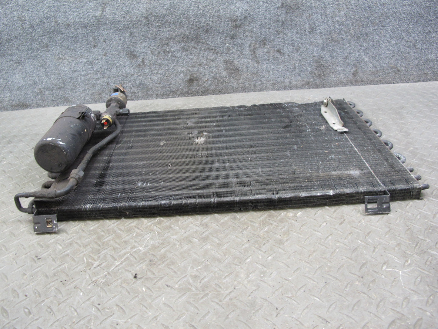 1987-1991 Porsche 928 S4 A/C Air Conditioning Condenser W/ Dryer