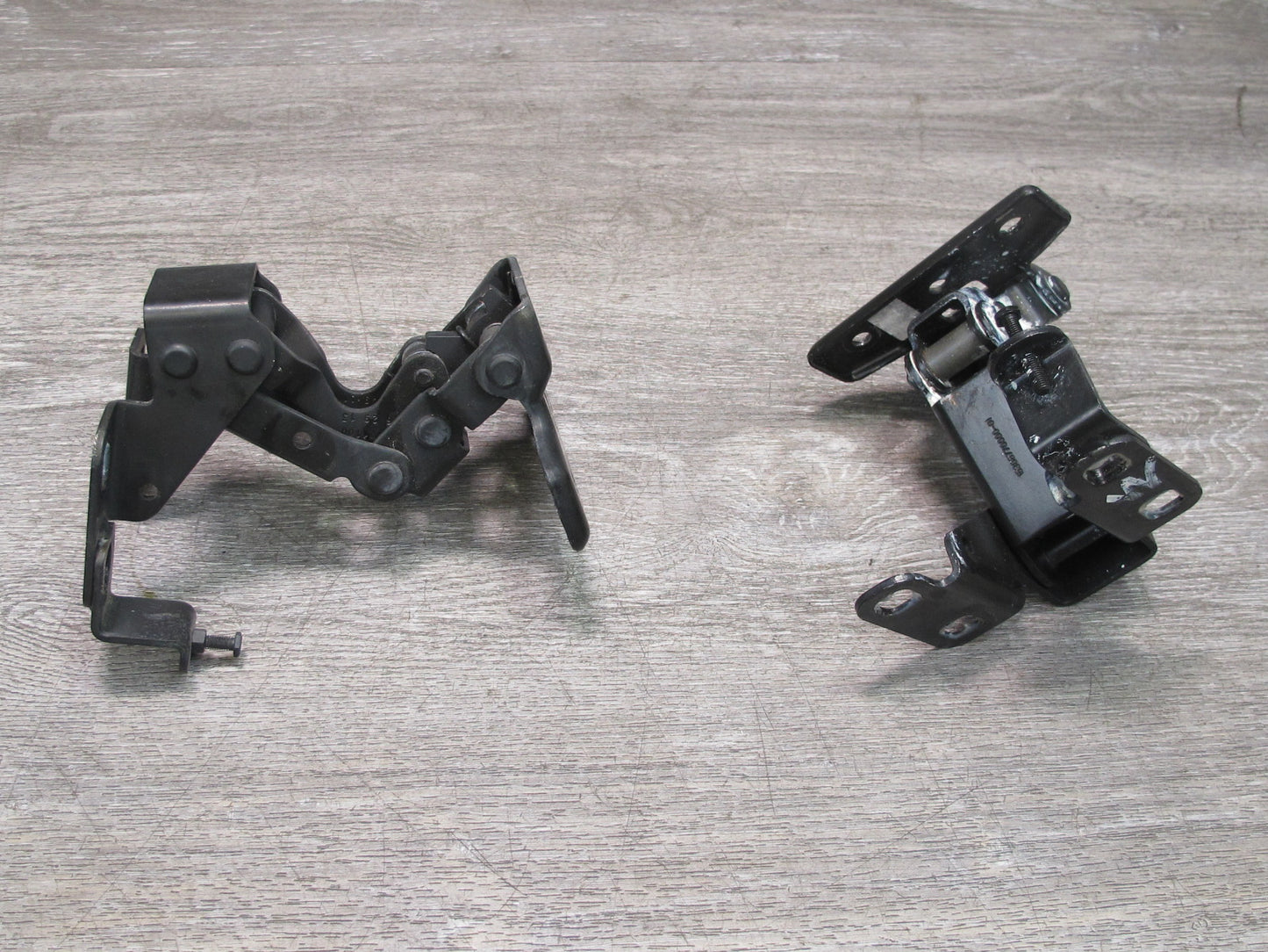 10-19 Nissan 370Z Z34 Convertible Set of 2 Rear Left & Right TOP Hinge OEM