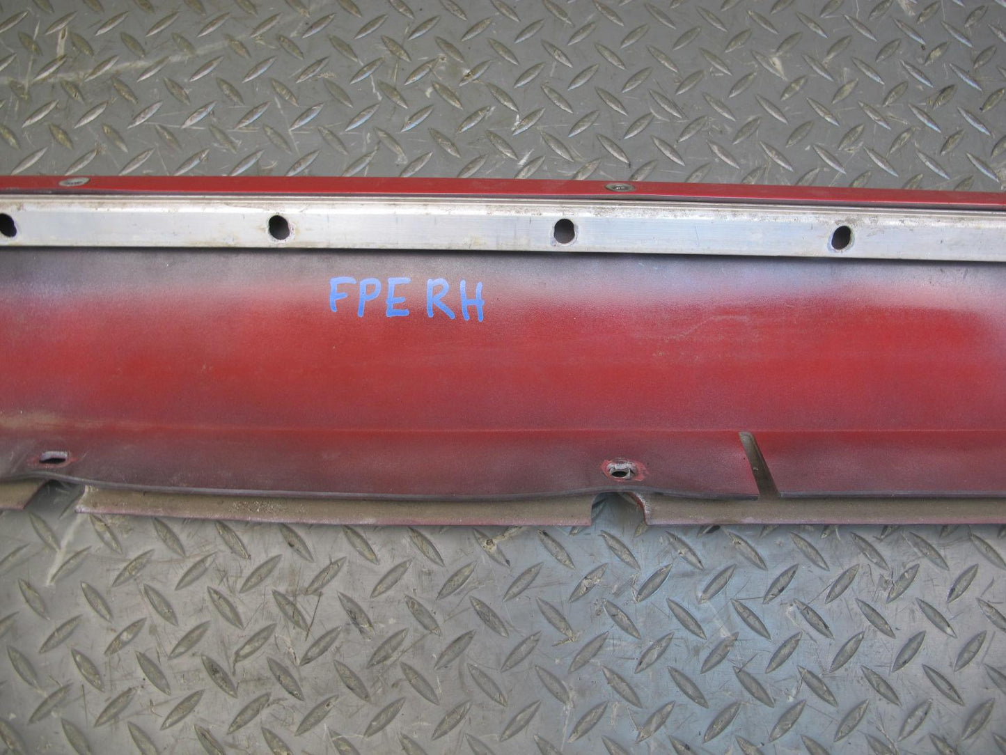 1987-1995 Porsche 928 S Rocker Molding Panel Skirt Right & Left Side Set RED