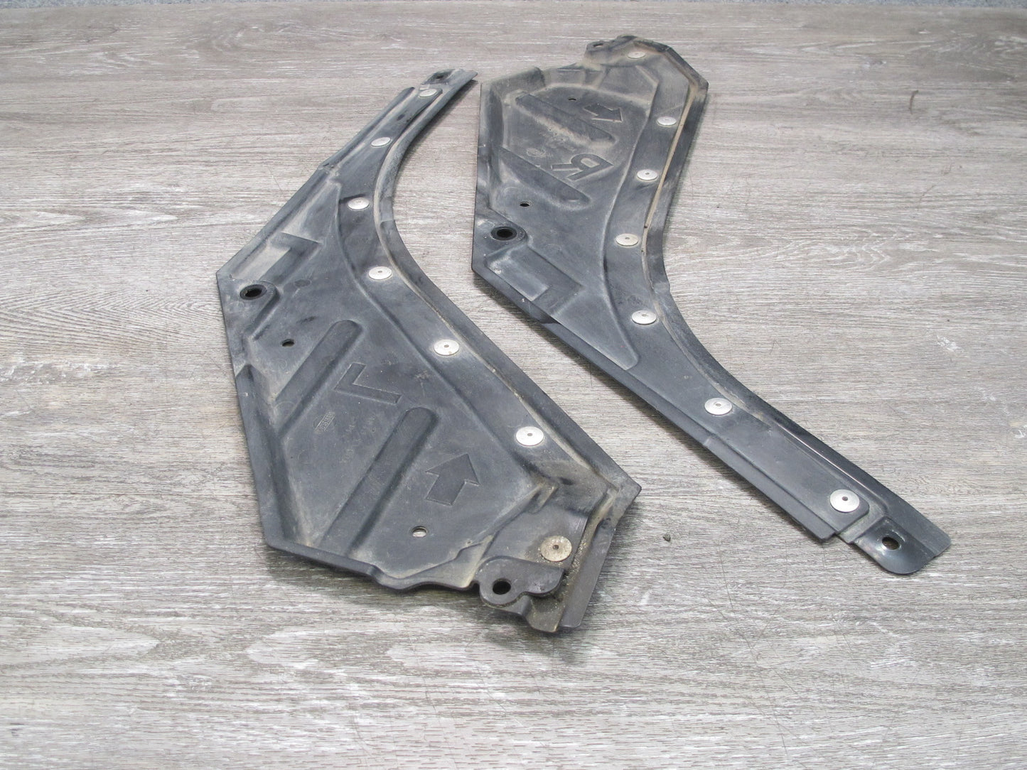 07-08 Nissan 350Z Z33 Coupe Set of 2 Front Right & Left Floor Splash Shield OEM