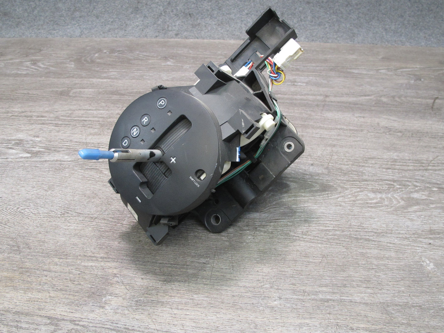 07-08 Nissan 350Z Z33 Coupe A/T Automatic Transmission Shifter w Linkage OEM