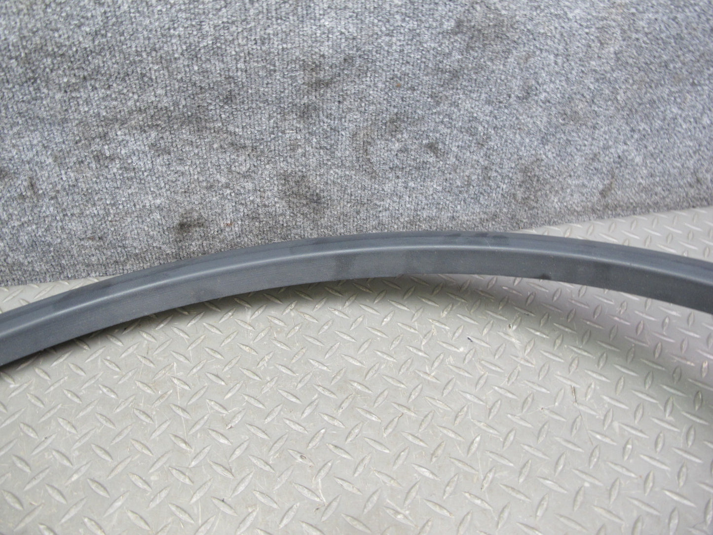 11-18 Porsche Cayenne 958 Rear Left & Right Wheel Fender Flare Trim Molding Set