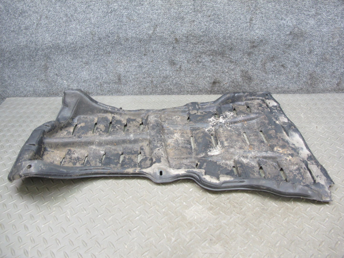 85-89 Toyota MR2 AW15 Fuel Tank Front Protector Splash Shield Cover OEM