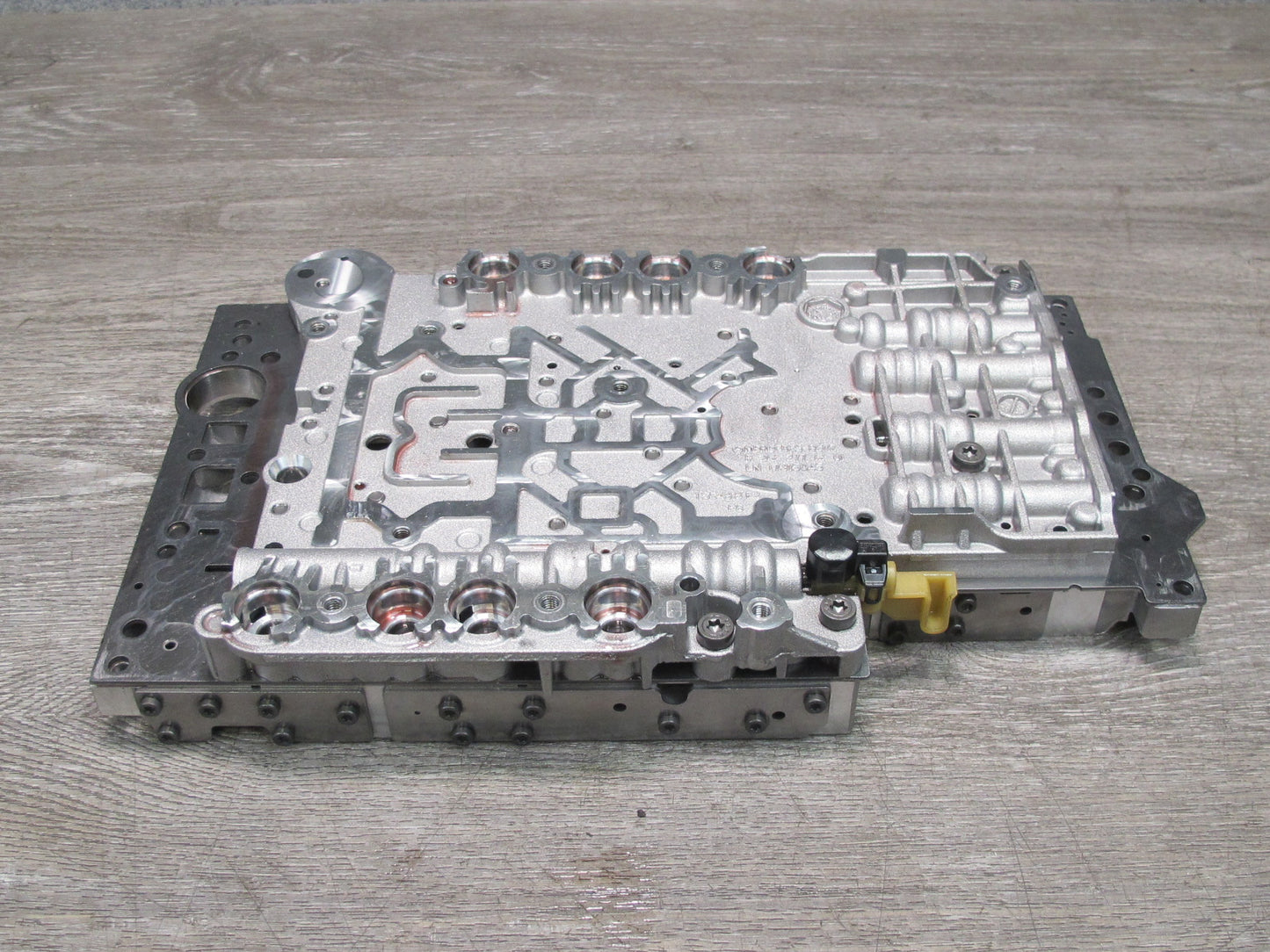 14-15 Mercedes X166 W166 722.9 Transmission Valve Body Mechatronic 2122771201