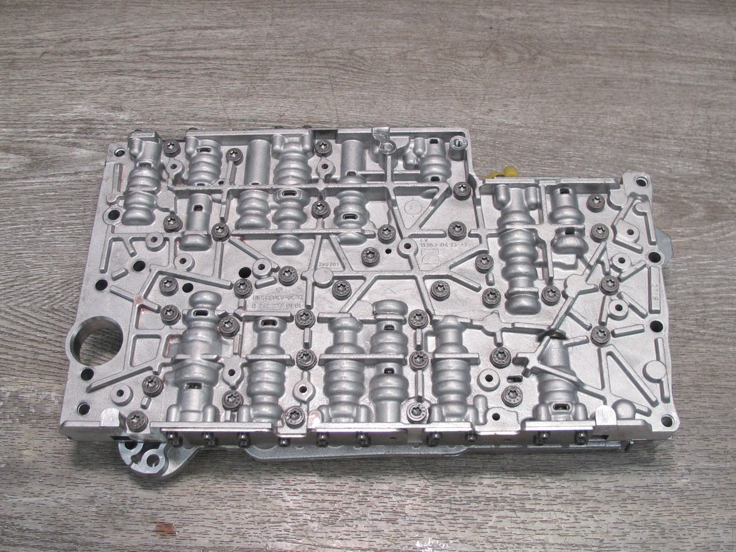 14-15 Mercedes X166 W166 722.9 Transmission Valve Body Mechatronic 2122771201