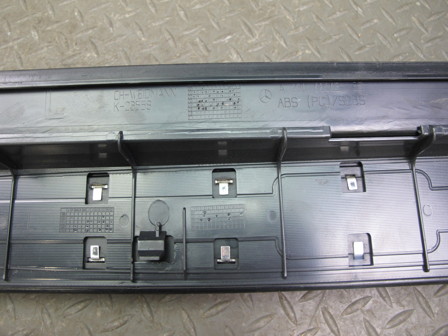 03-12 Mercedes R230 Set of 2 Left & Right Door Step Sill Plate Trim Panel OEM