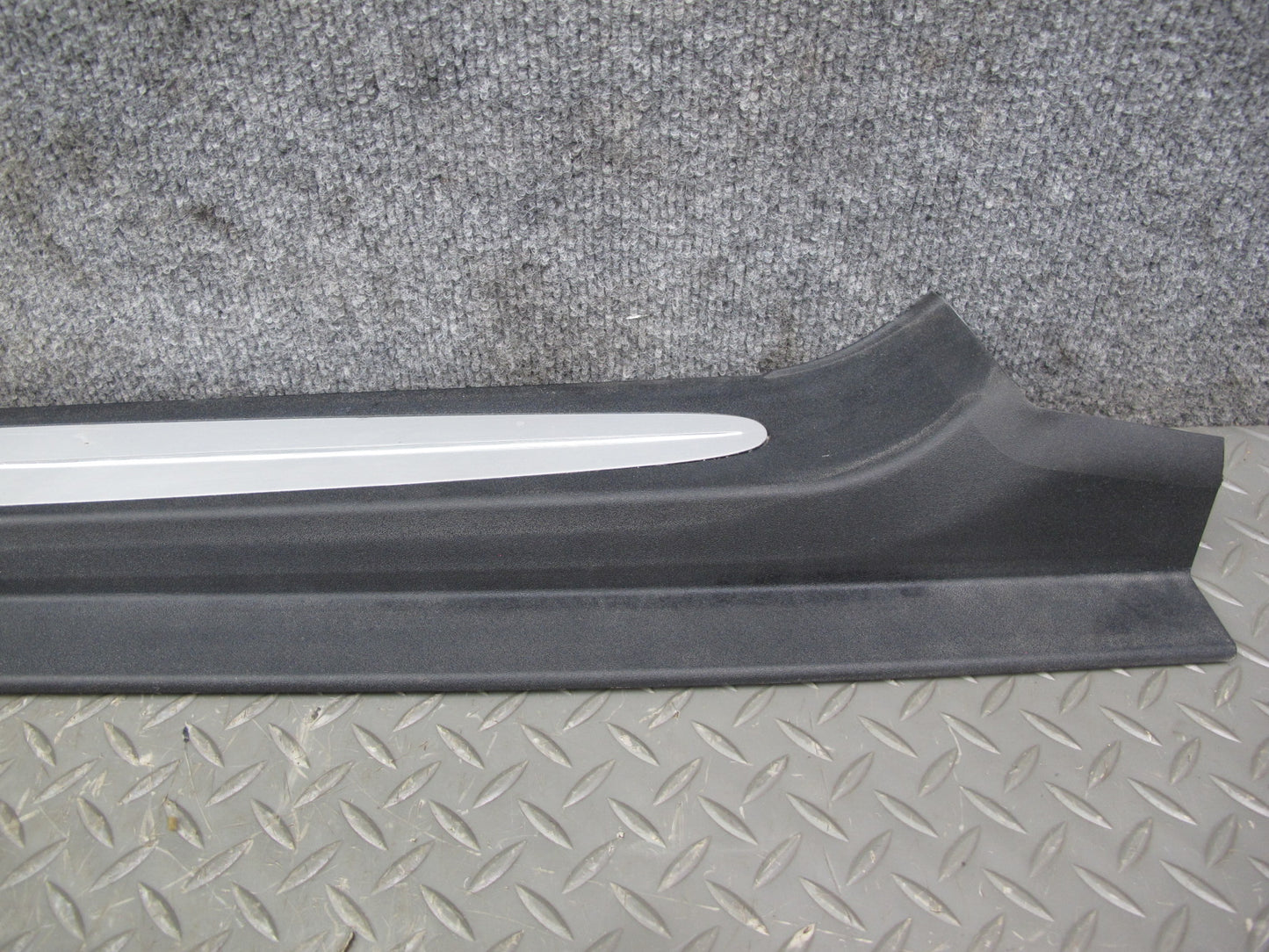 03-12 Mercedes R230 Set of 2 Left & Right Door Step Sill Plate Trim Panel OEM