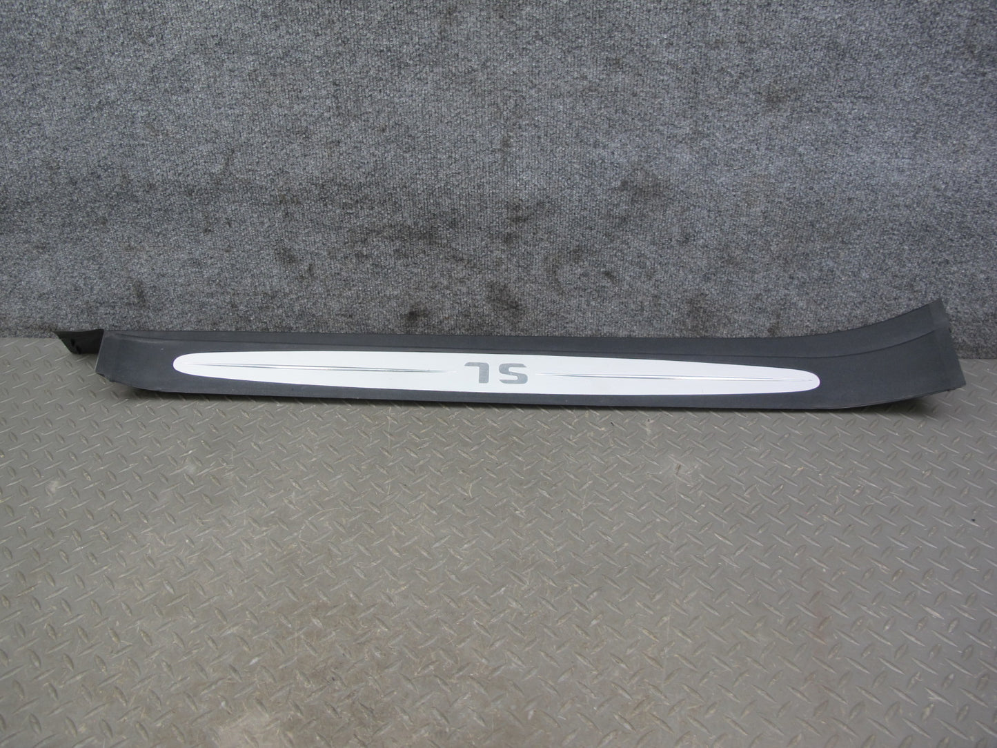 03-12 Mercedes R230 Set of 2 Left & Right Door Step Sill Plate Trim Panel OEM