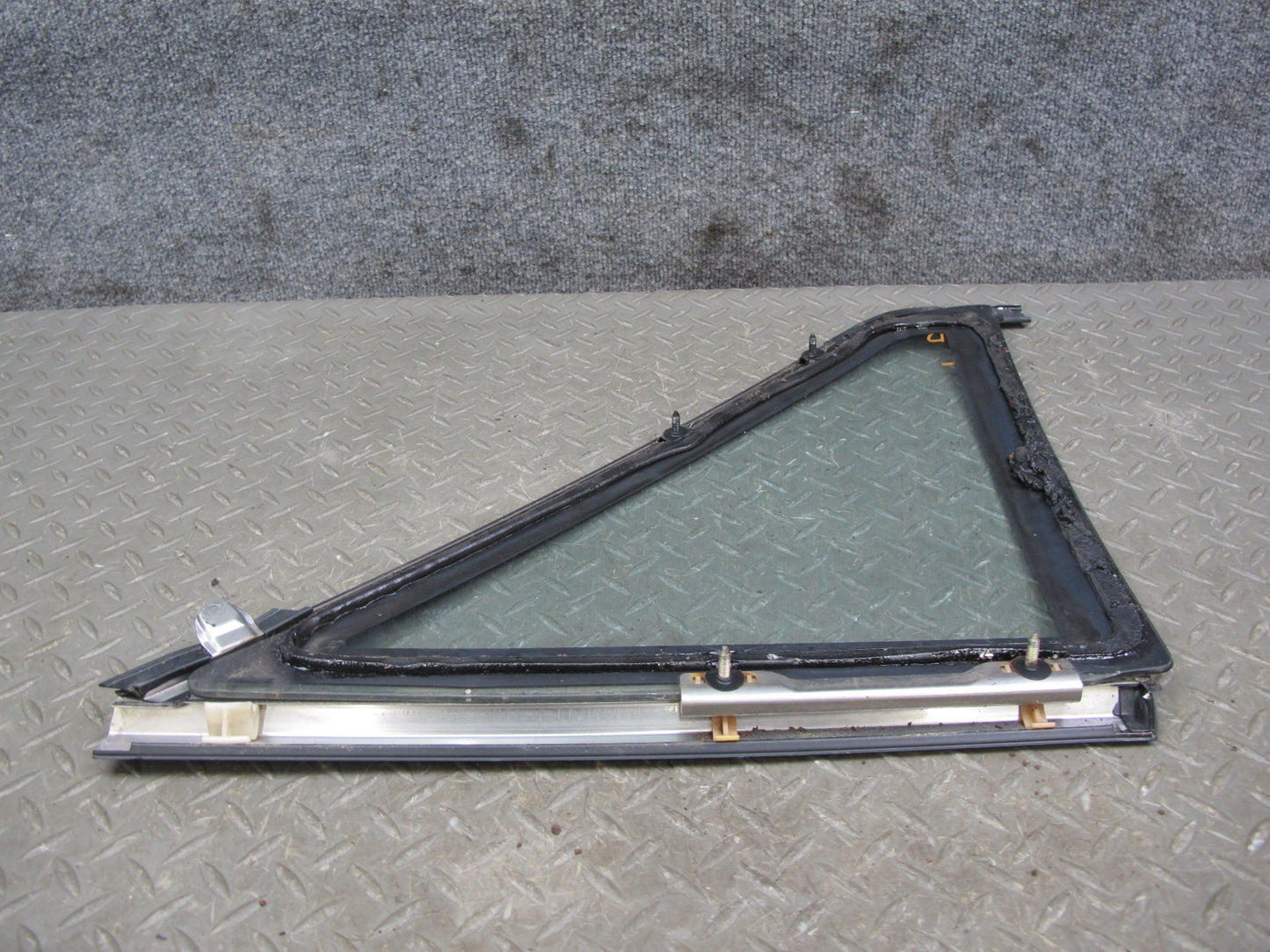85-89 Toyota MR2 AW15 Rear Left Quarter Window Glass w Molding OEM