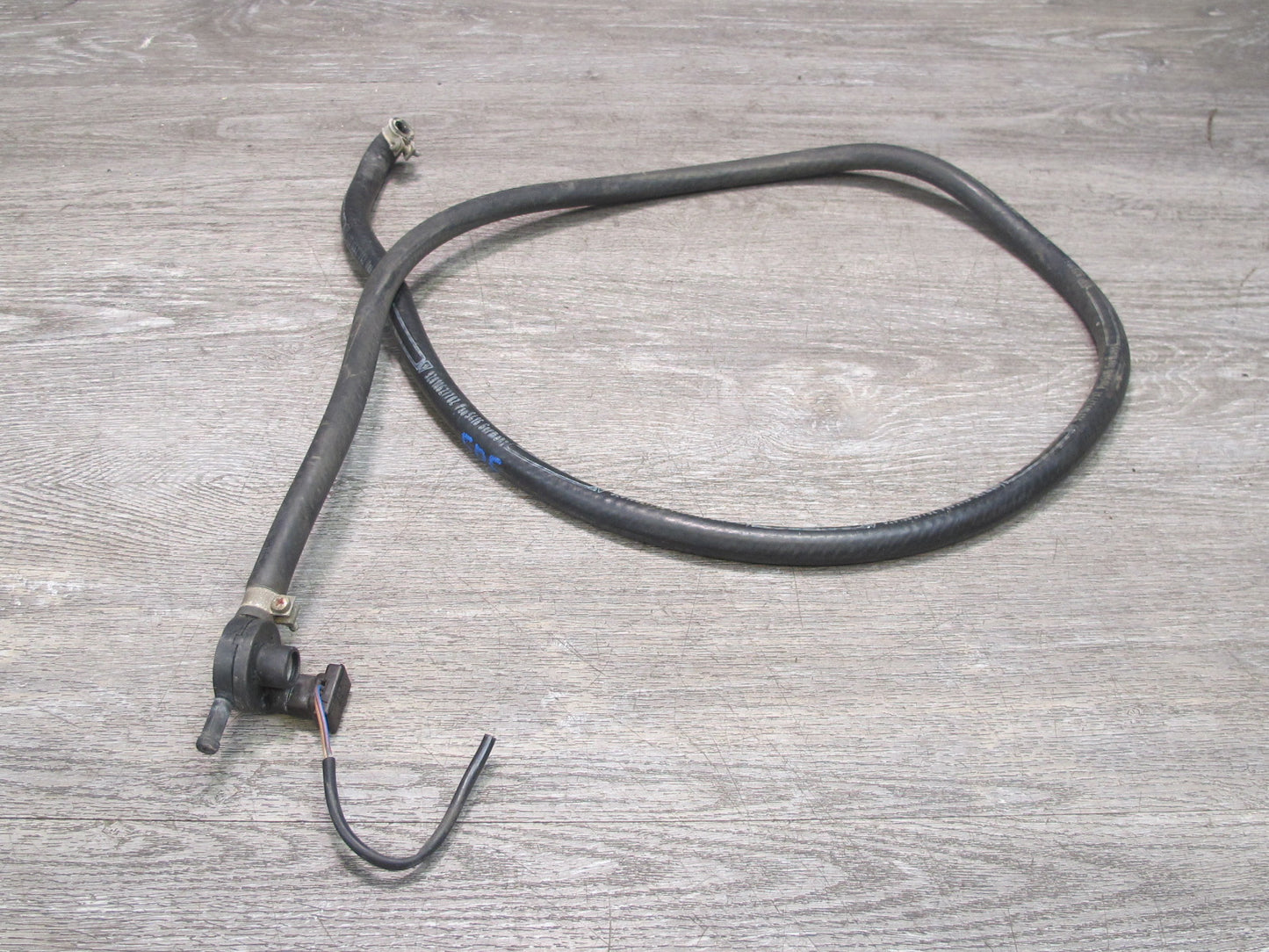 1987-1995 Porsche 928 S Engine Radiator Hose Pipe Line Pressure Switch