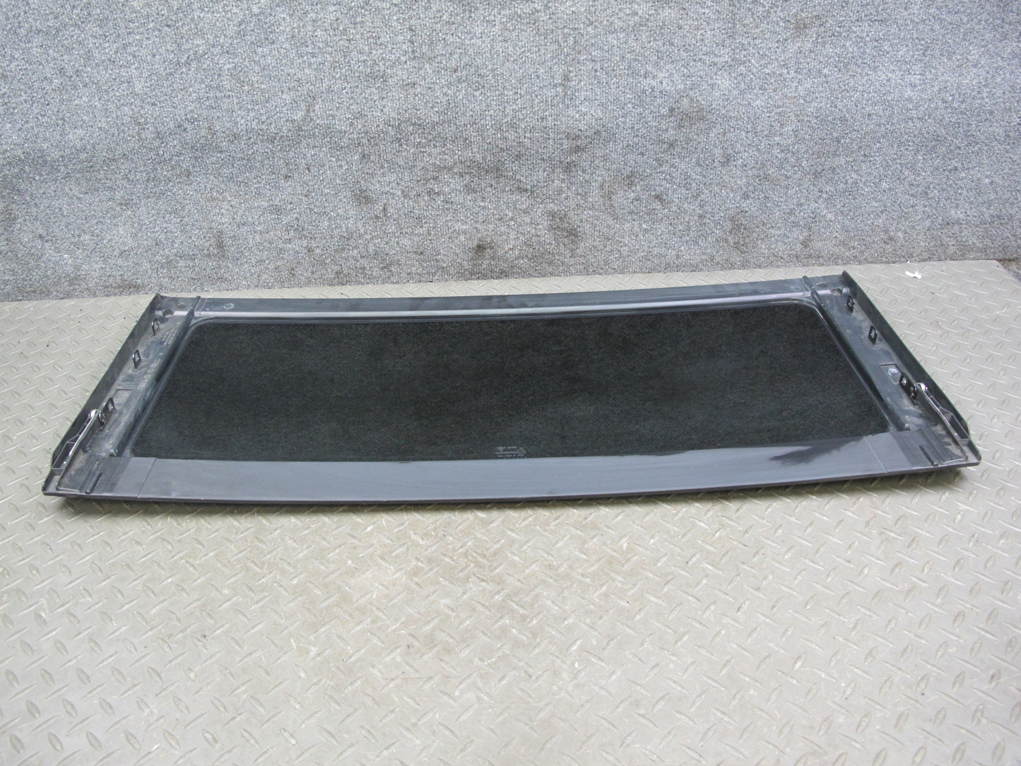 2005-2010 Porsche Cayenne 955 Center Middle Panoramic Roof Glass