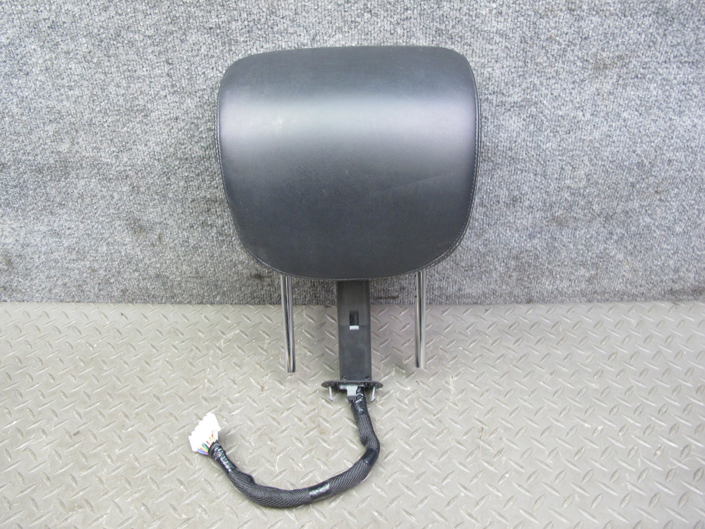 2015-2017 Infiniti QX80 Front Left Seat Leather Headrest  w Screen WO Limited