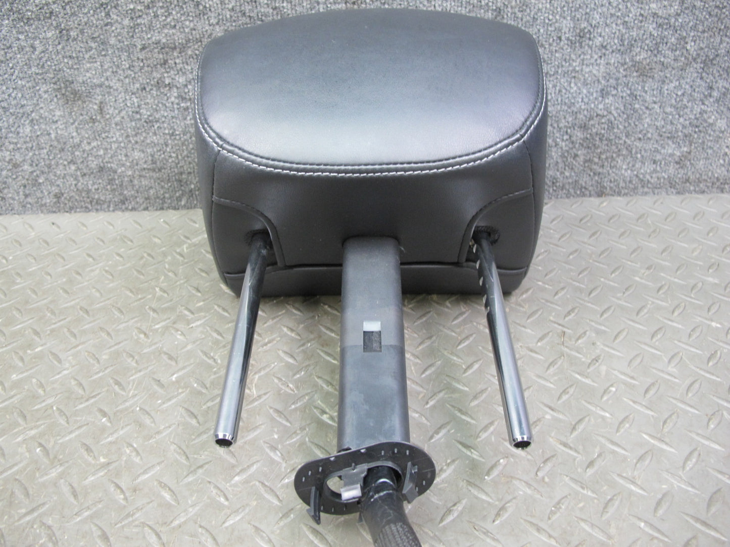 2015-2017 Infiniti QX80 Front Left Seat Leather Headrest  w Screen WO Limited