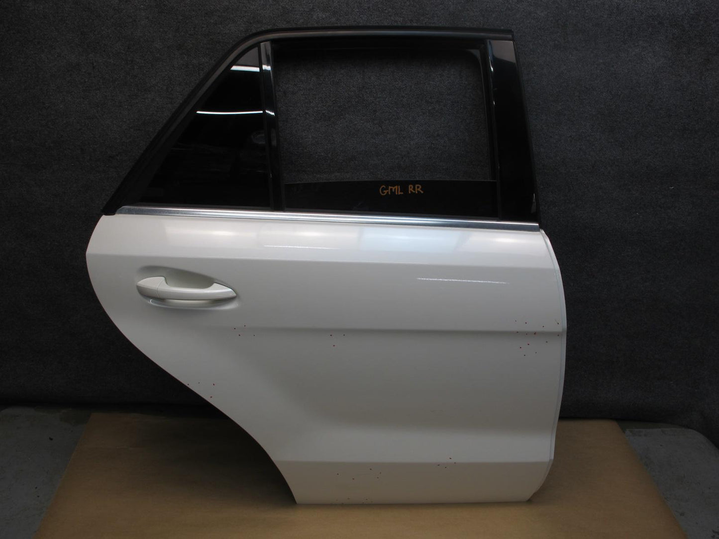 2012-2019 Mercedes W166 ML GLE Rear Right Side Door Shell Panel Cover W/ Glass