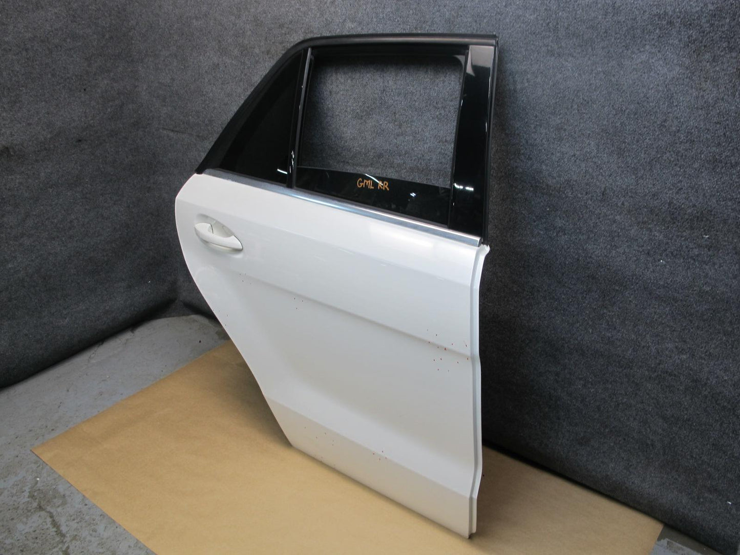 2012-2019 Mercedes W166 ML GLE Rear Right Side Door Shell Panel Cover W/ Glass