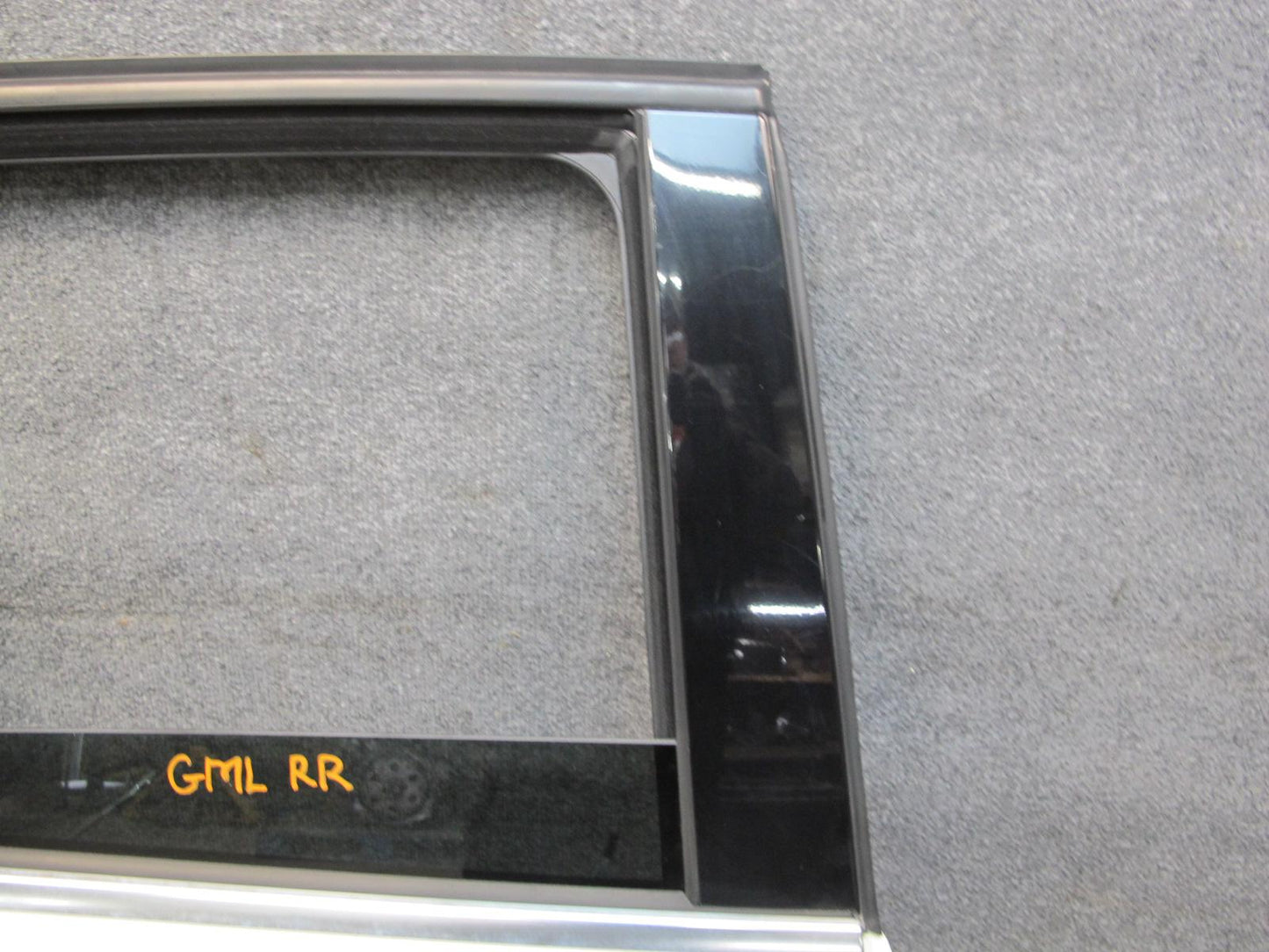 2012-2019 Mercedes W166 ML GLE Rear Right Side Door Shell Panel Cover W/ Glass