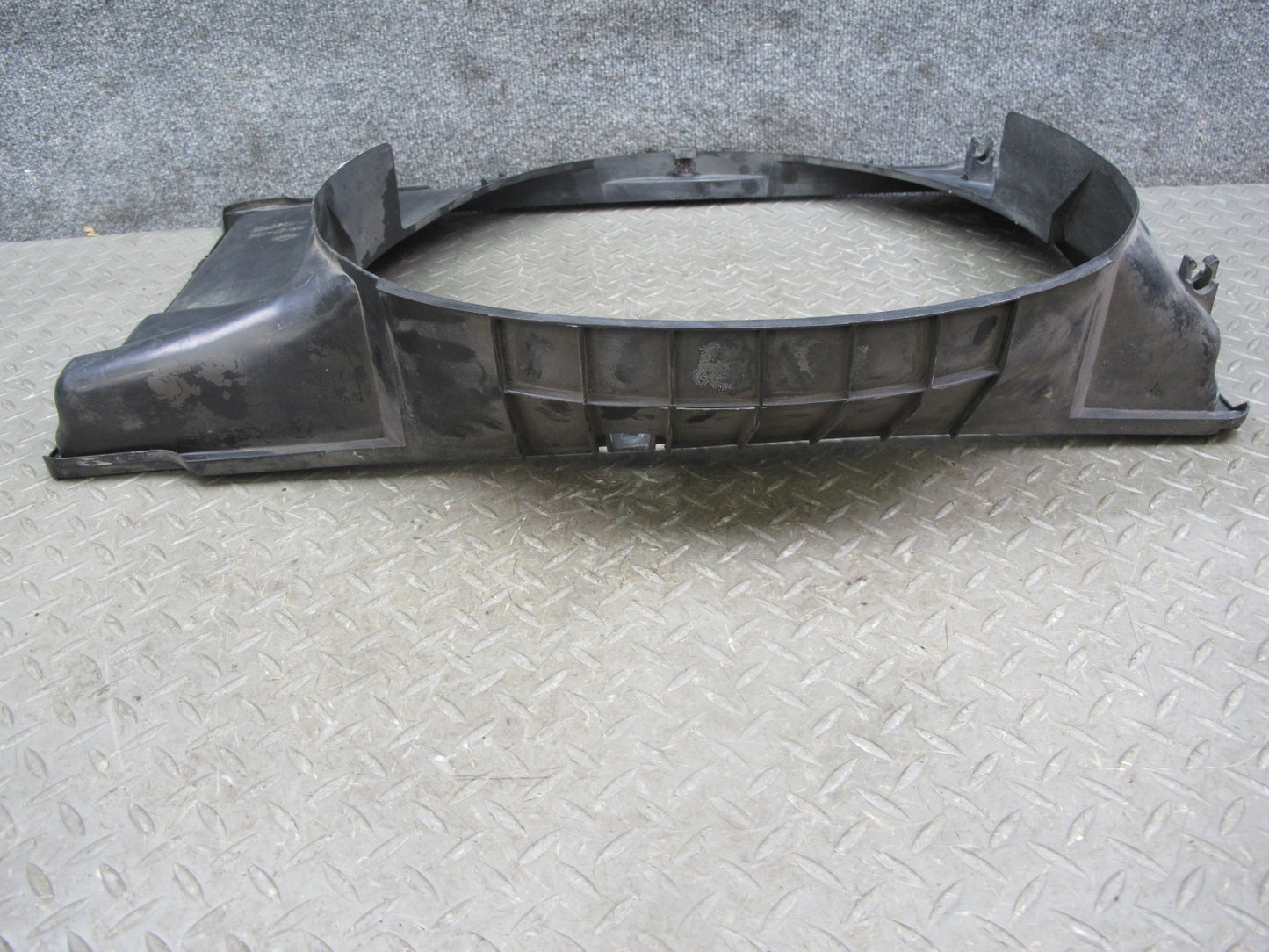 90-96 Nissan Z32 300ZX NON Turbo Engine Cooling Fan Shroud 21476-30P00 OEM