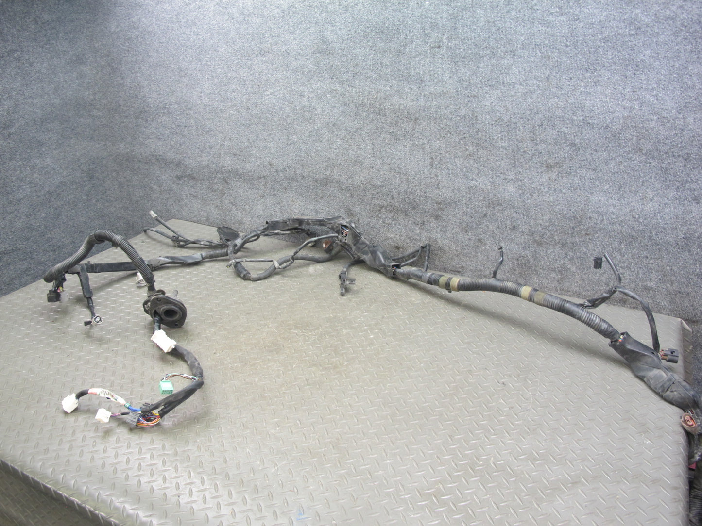 1995 Lexus JZZ31L SC300 2JZGE Engine Bay Fusebox w Wire Wiring Harness OEM