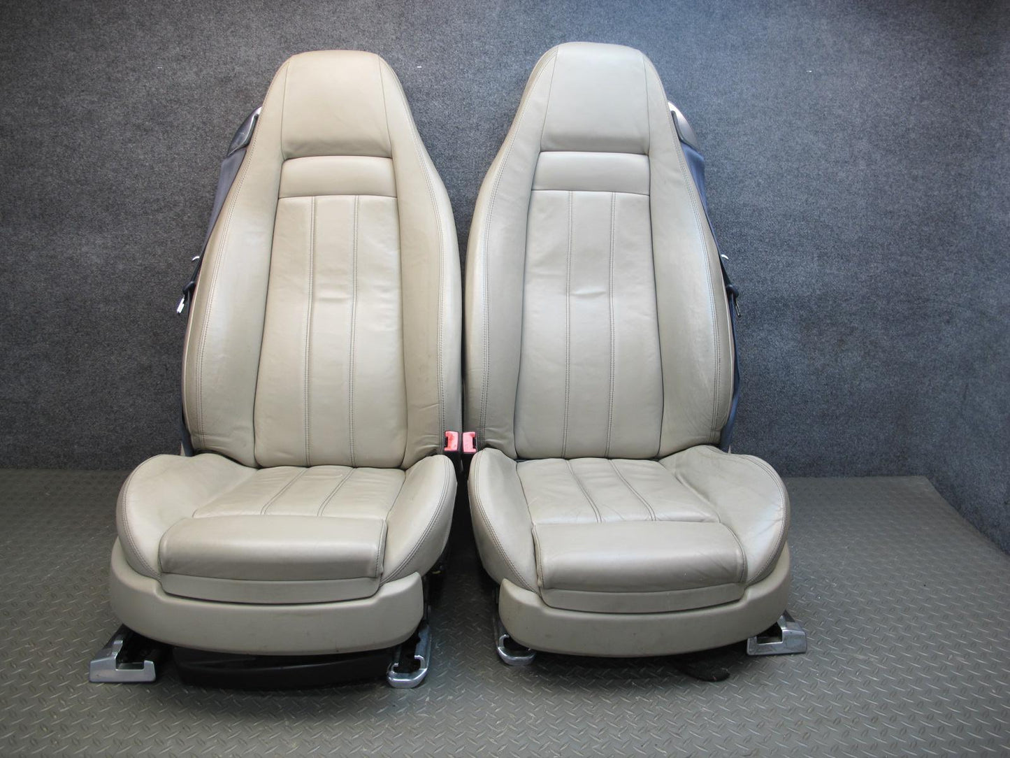 07-11 Bentley Continental GTC Convertible Front & Rear Leather Seat Beige Set