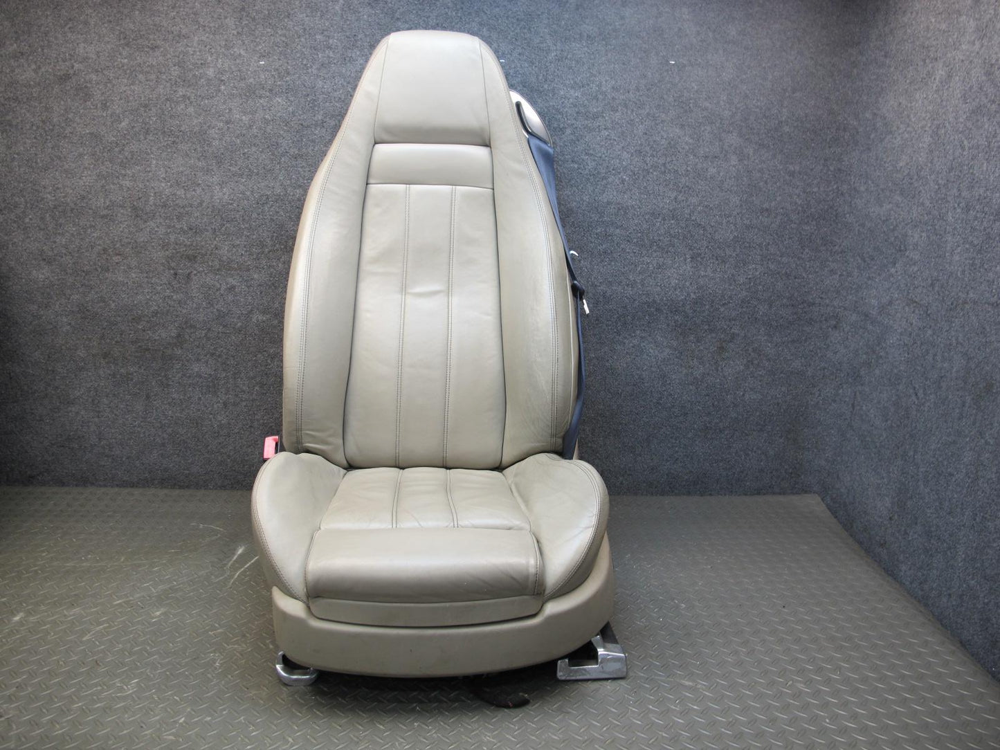 07-11 Bentley Continental GTC Convertible Front & Rear Leather Seat Beige Set