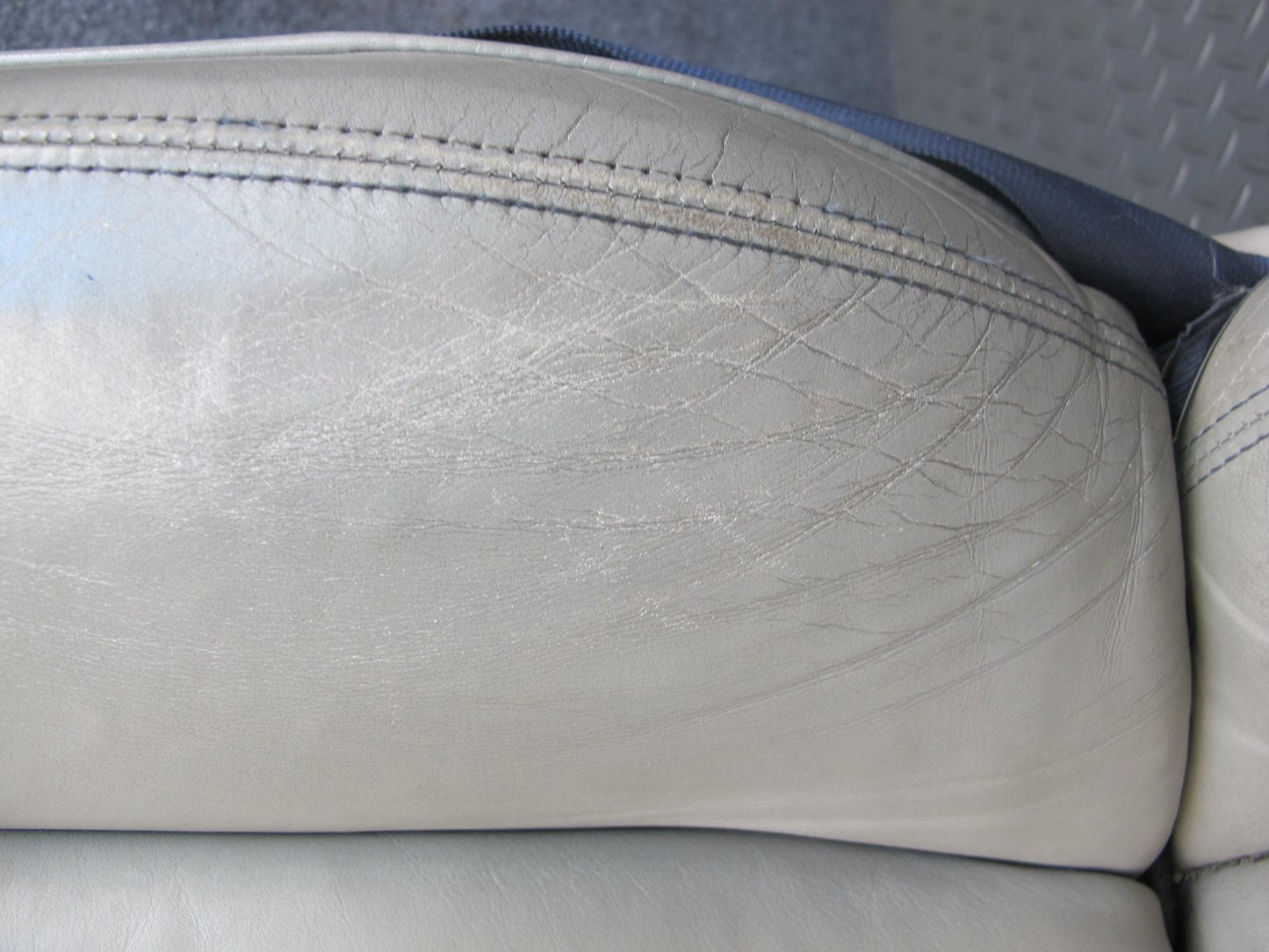 07-11 Bentley Continental GTC Convertible Front & Rear Leather Seat Beige Set