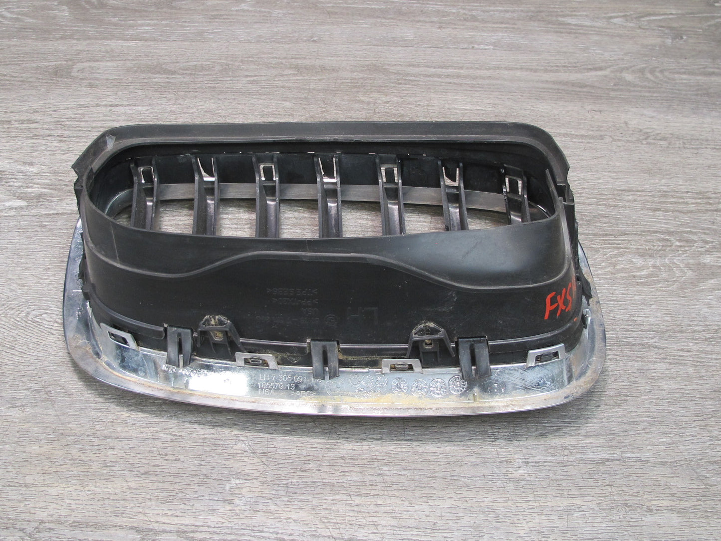 08-14 BMW E71 X6 Front Left Hood Kidney Grille 7305589 OEM