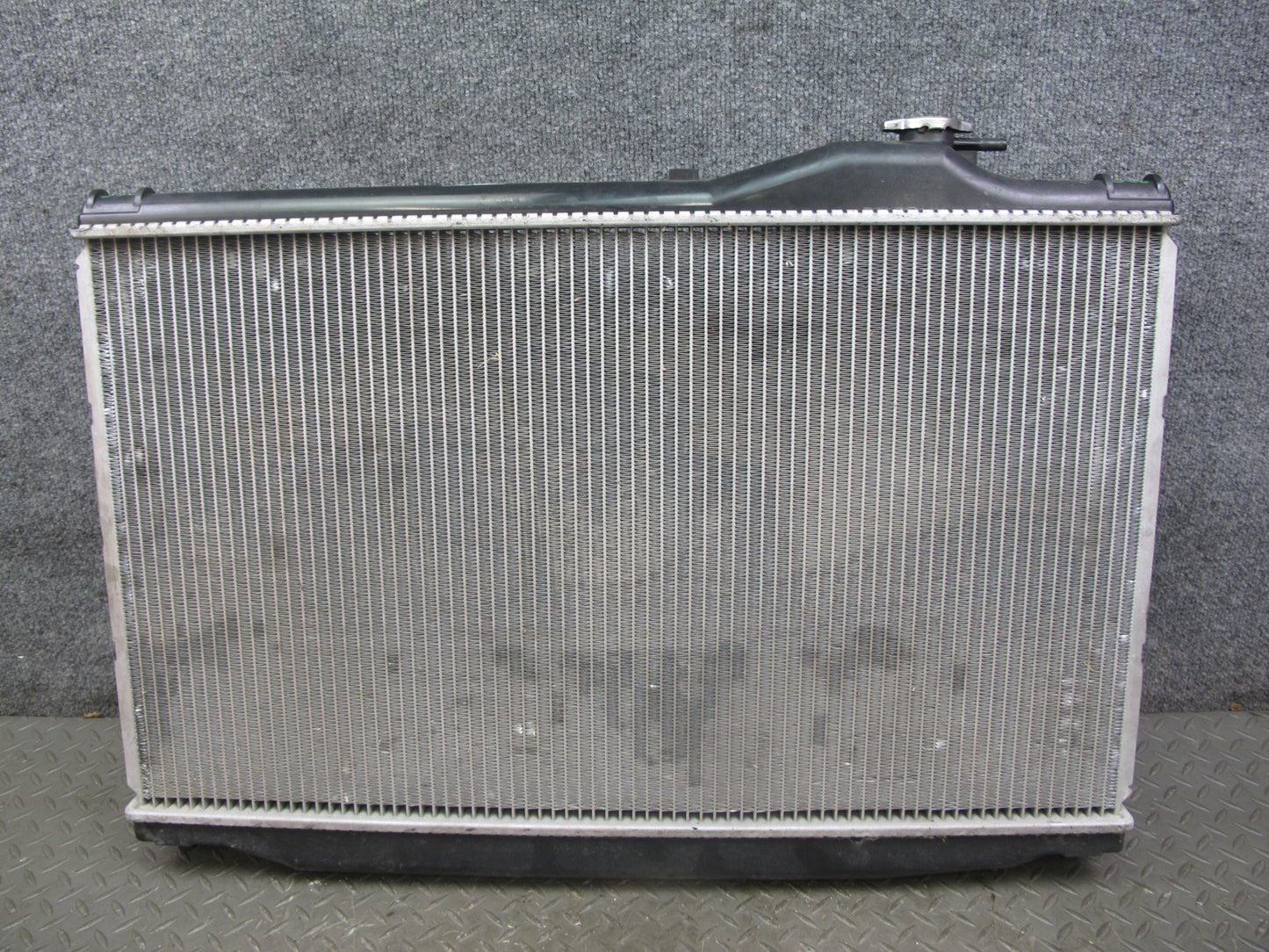 92-96 Lexus JZZ31L SC300 3.0L 2JZGE A/T Engine Motor Cooling Radiator OEM